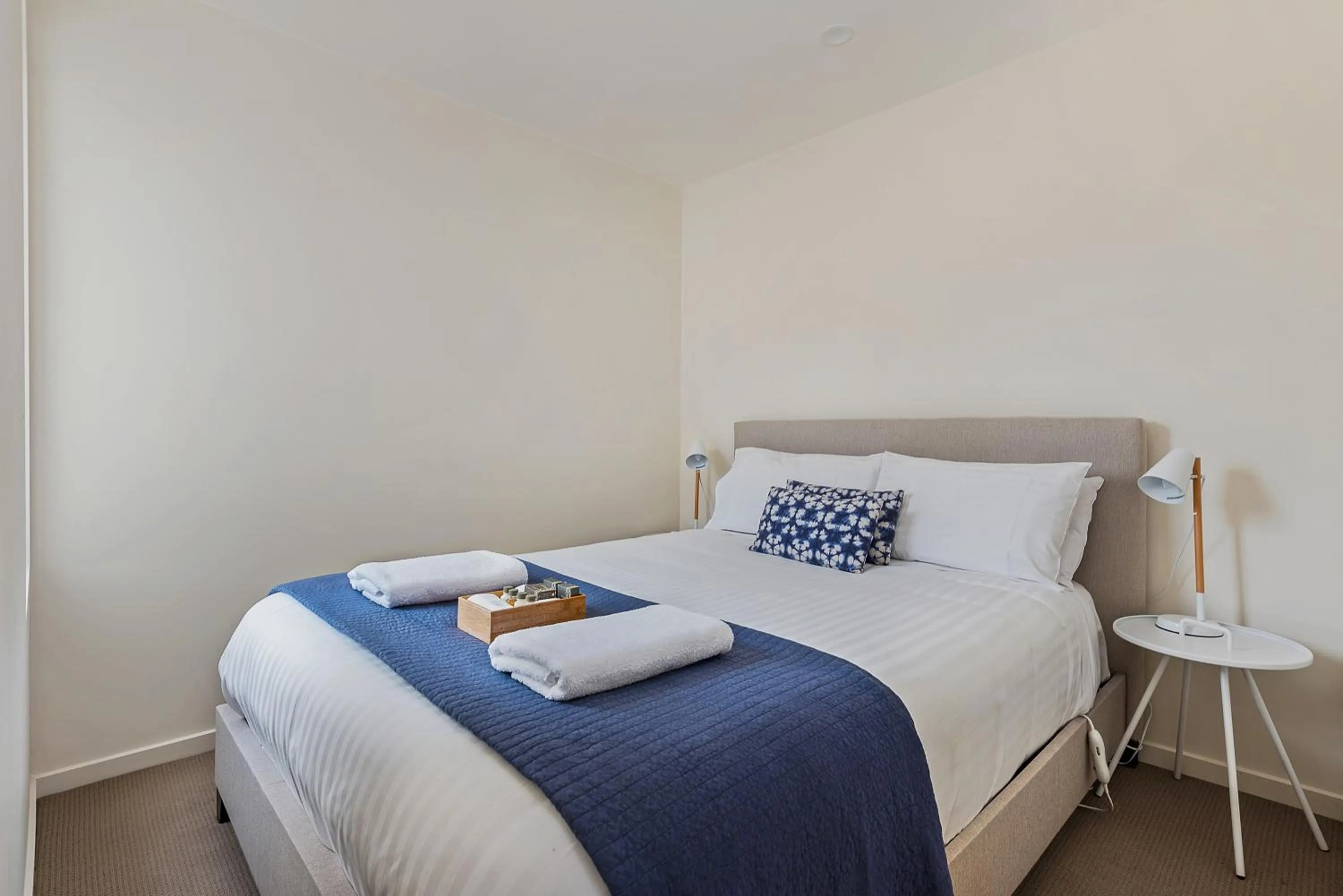 Bedroom, Bed in 110 Hampden Apartments