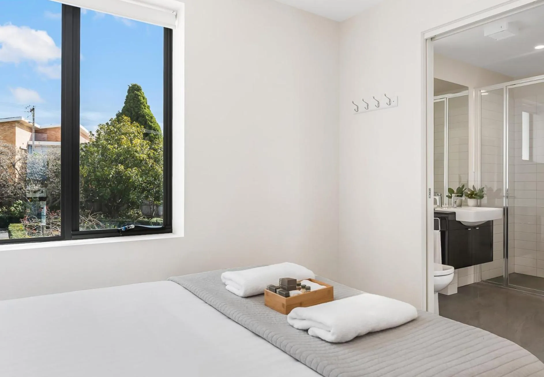 Bedroom, Bed in 110 Hampden Apartments