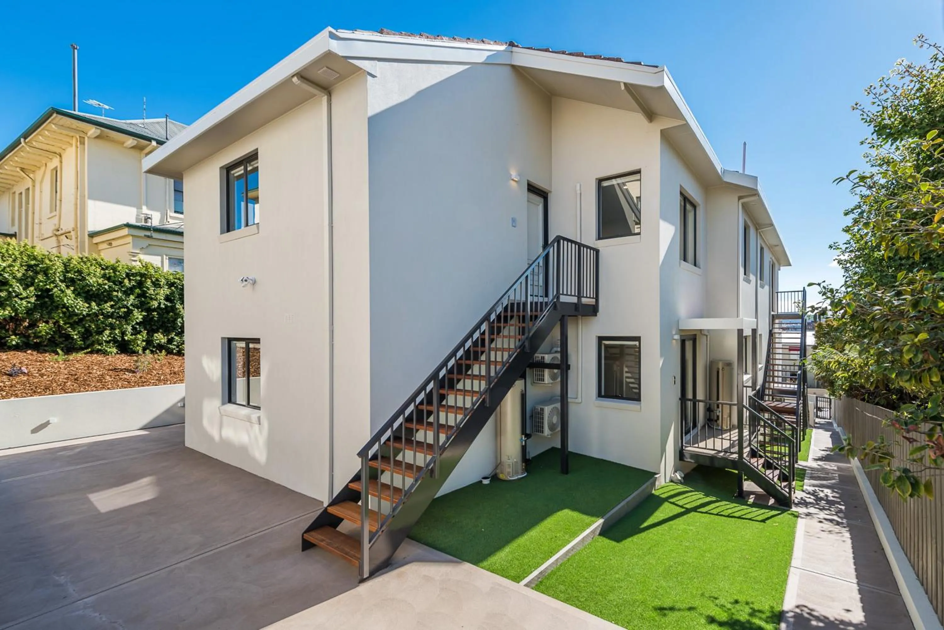 Area and facilities in 110 Hampden Apartments