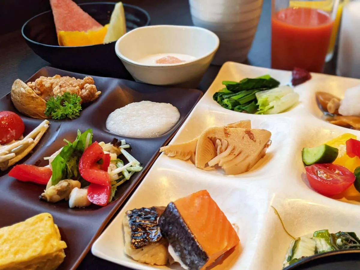 Buffet breakfast in Kutsurogijuku Chiyotaki