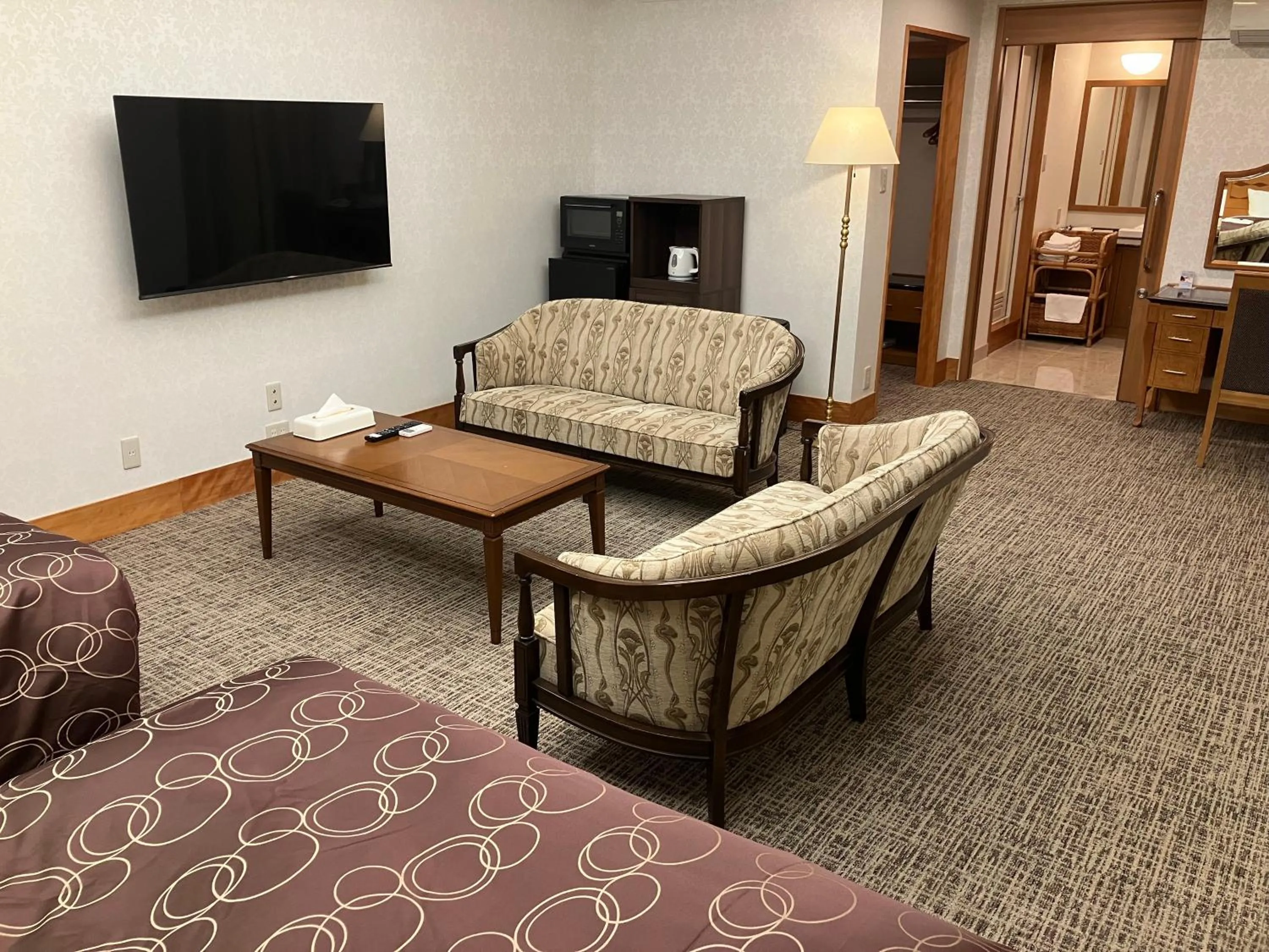 Photo of the whole room in Racine Shinmaebashi