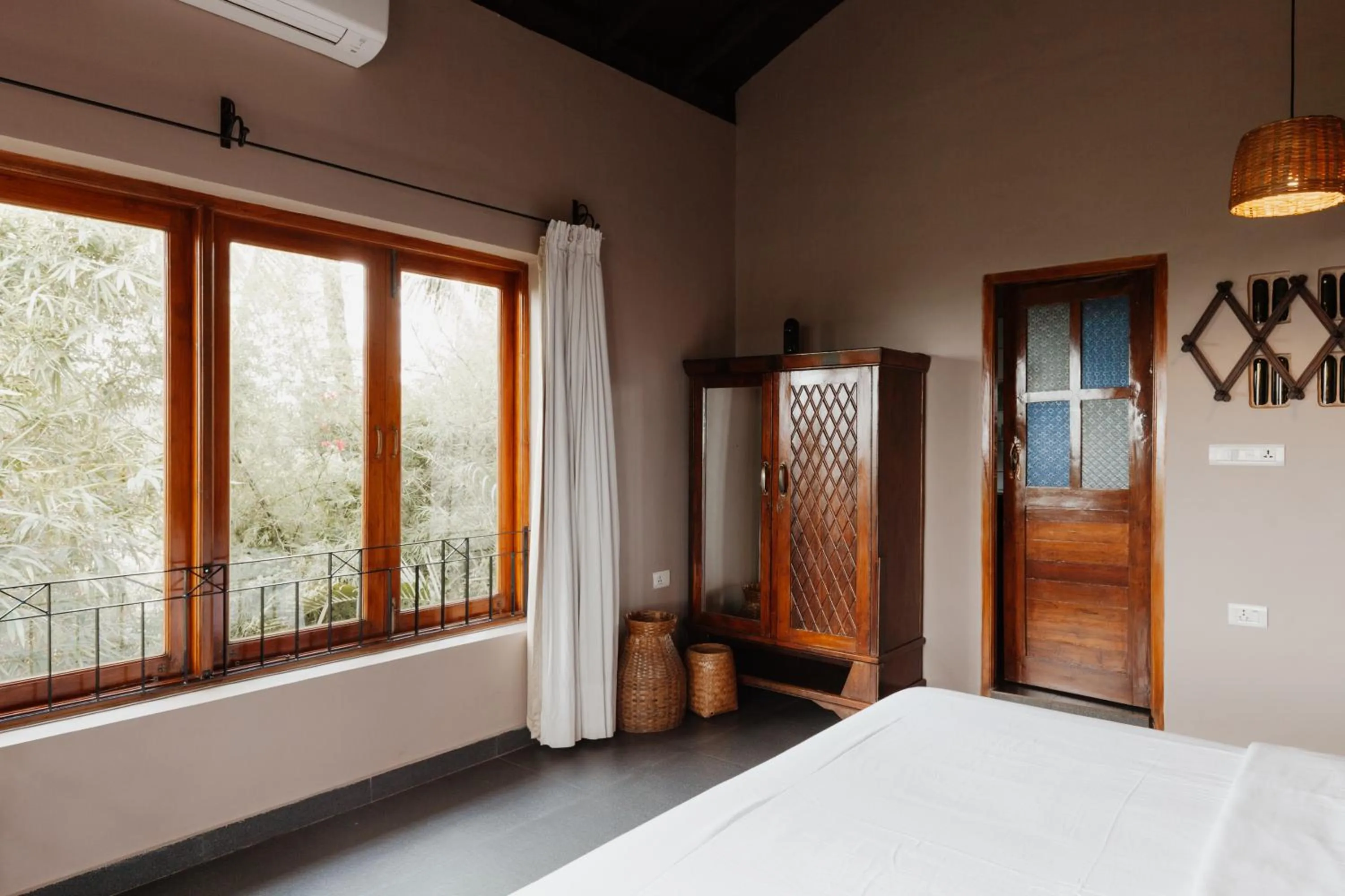 Photo of the whole room, Bed in Fiesta Beach Resort