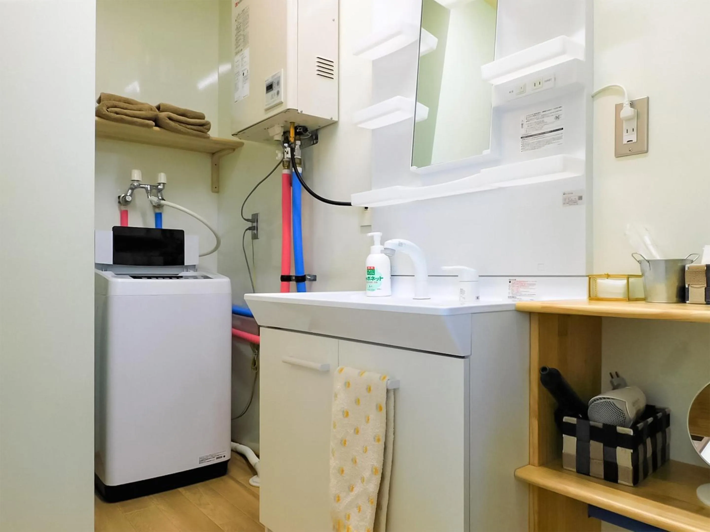 Bathroom in Country Cottage Wakiaiai