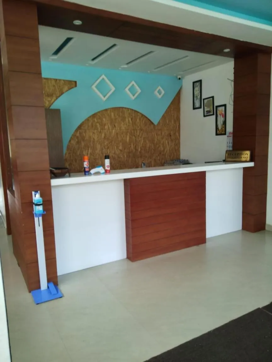 Area and facilities in Jays Inn