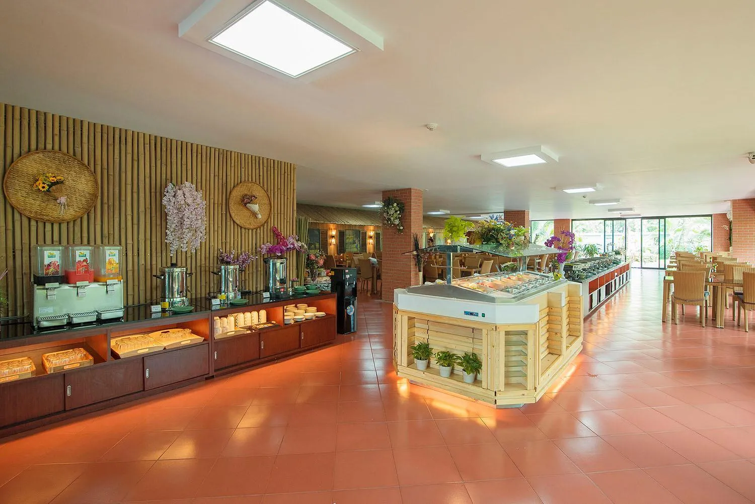 Restaurant/places to eat in Baan Thai Boutique