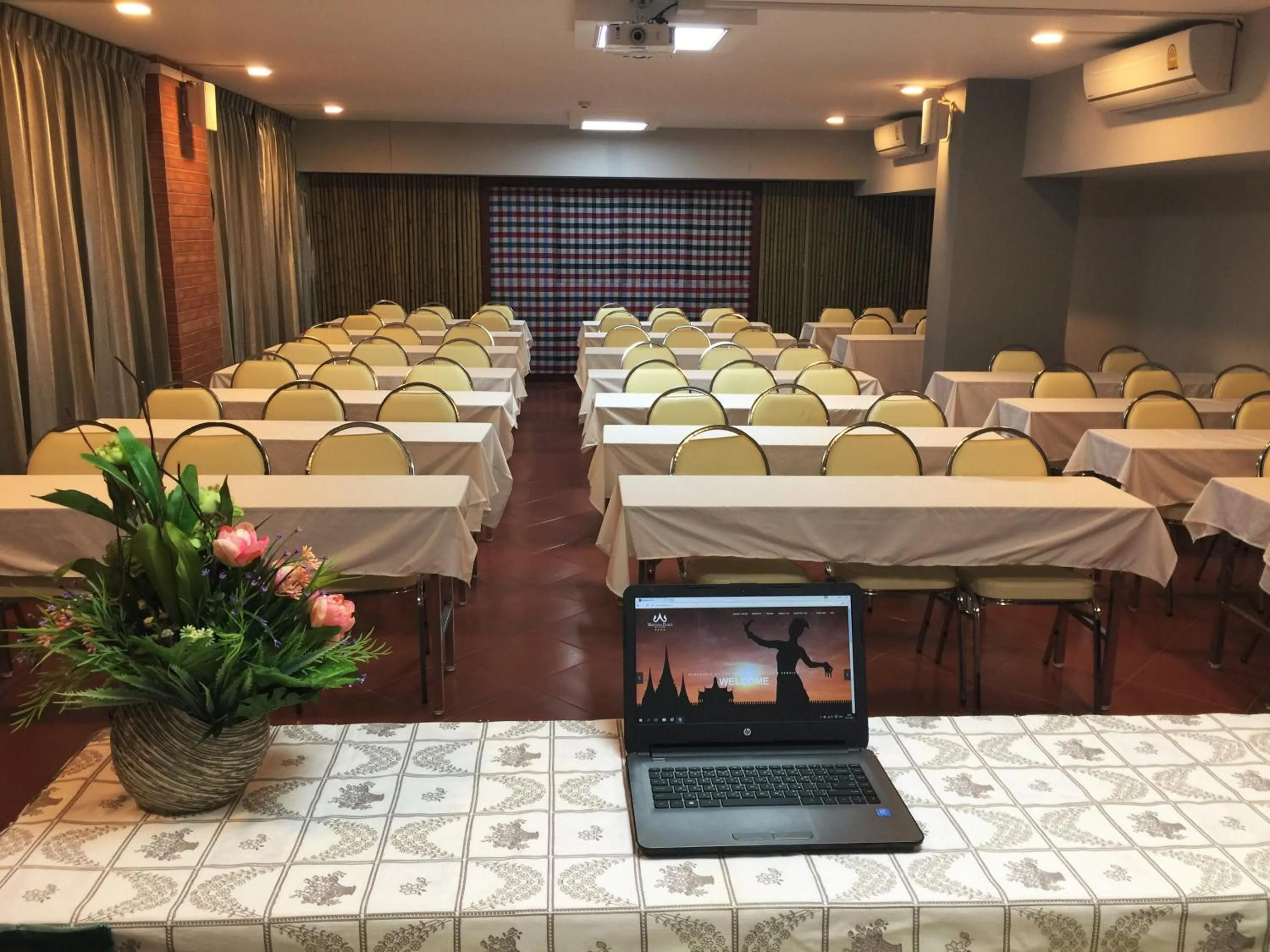 On-site shops in Baan Thai Boutique