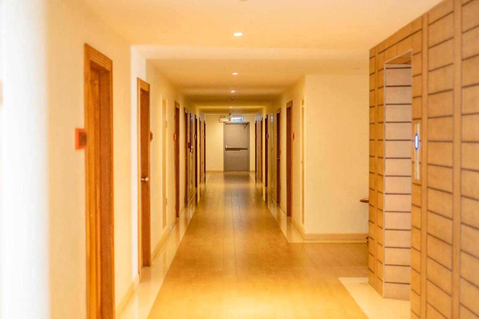 Property building in Welcome Jomtien Beach Hotel