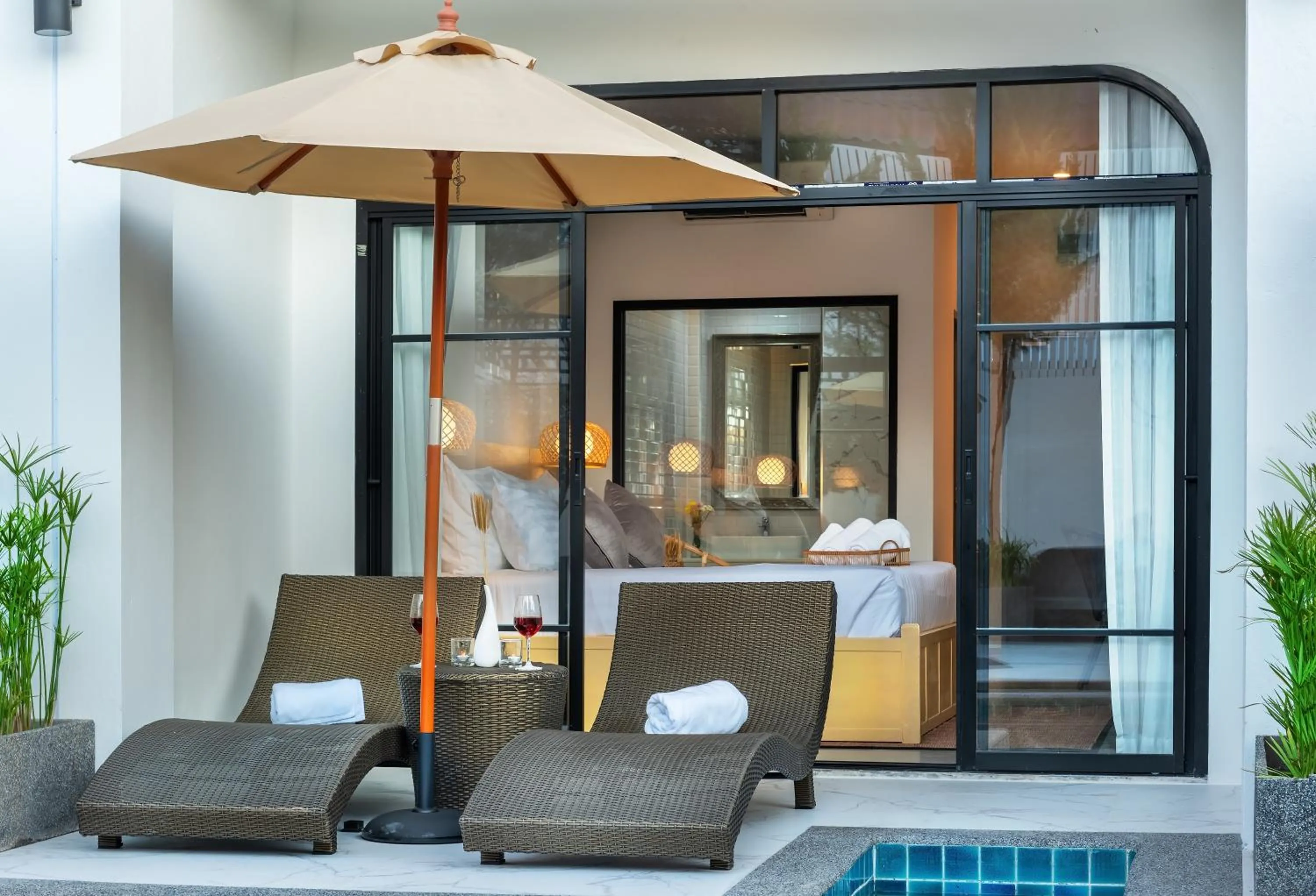 Patio in Ai Pai Hotel - 50m to Pai Walking Street & Night Market