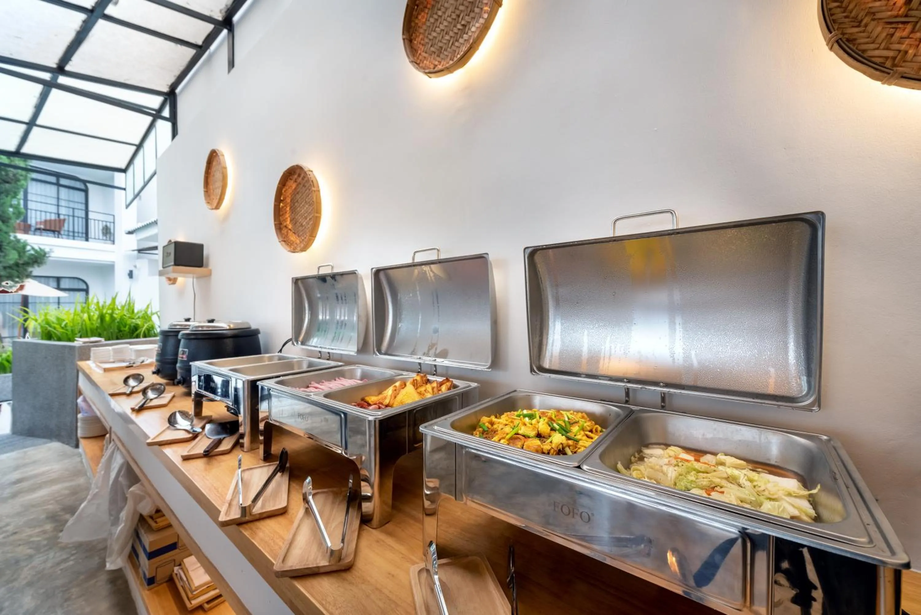 Buffet breakfast in Ai Pai Hotel - 50m to Pai Walking Street & Night Market