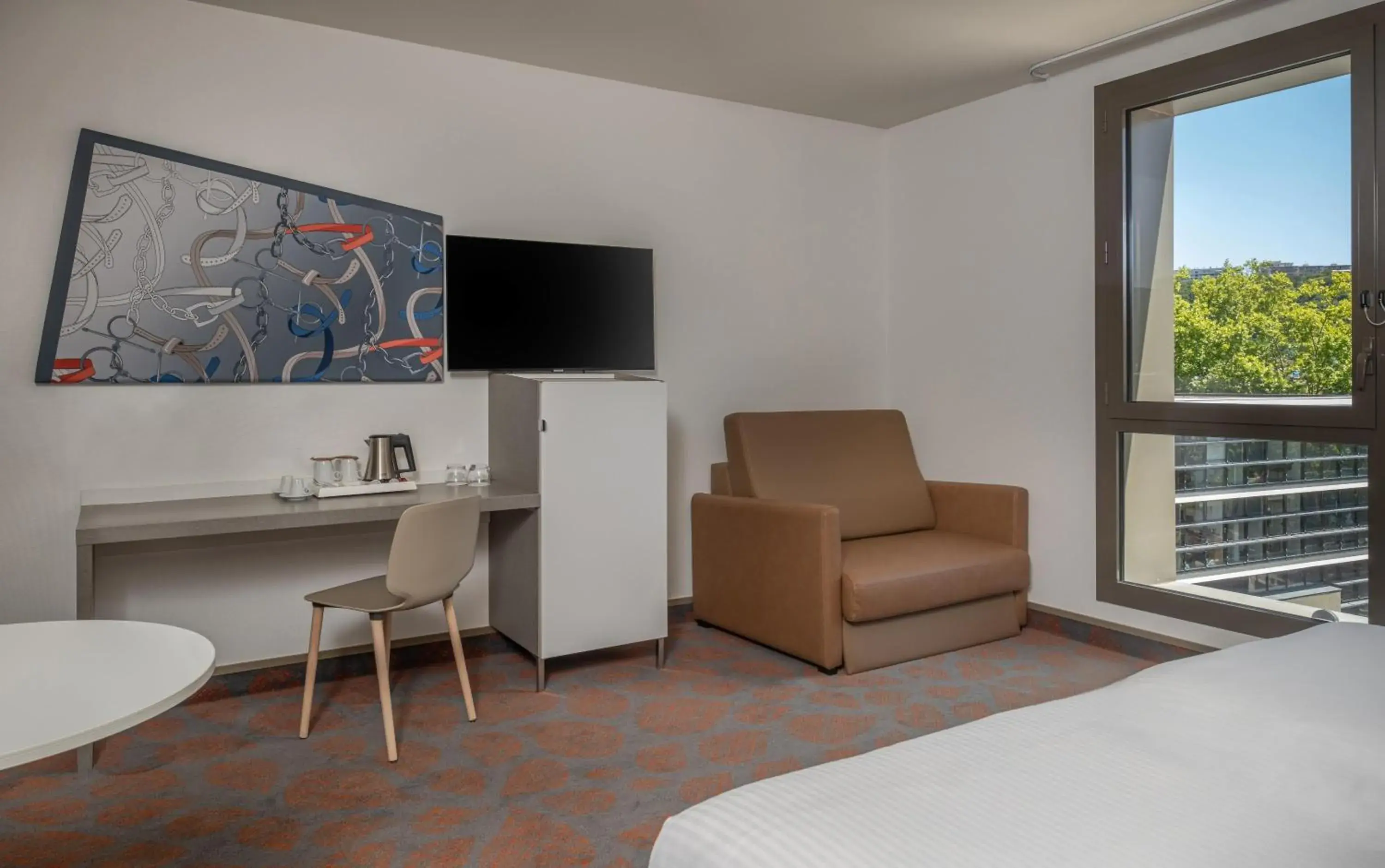 King Room with Sofa Bed in Spark by Hilton Lyon Park Saone King Room with Sofa Bed in Spark by Hilton Lyon Park Saone