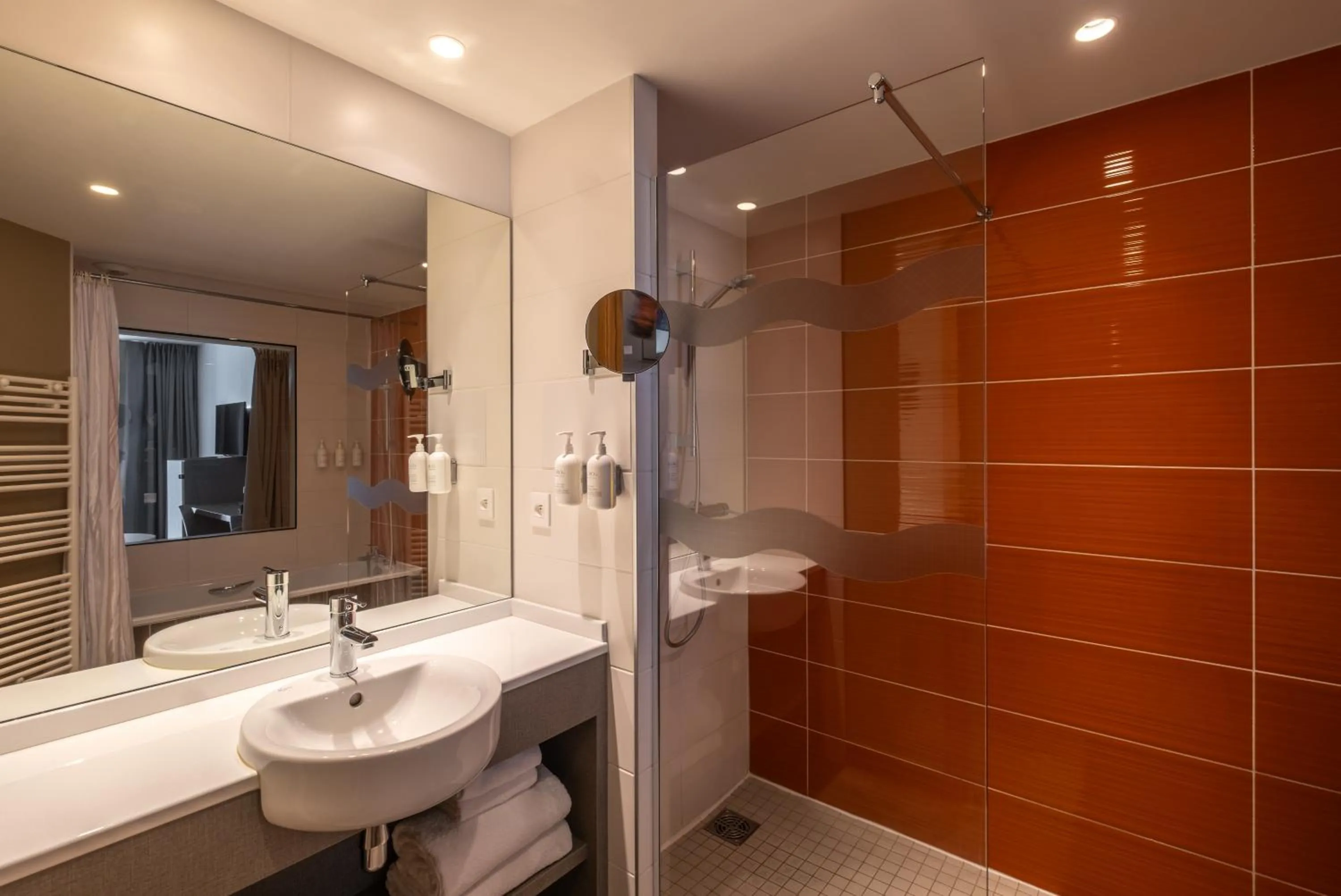 Spark by Hilton Lyon Park Saone