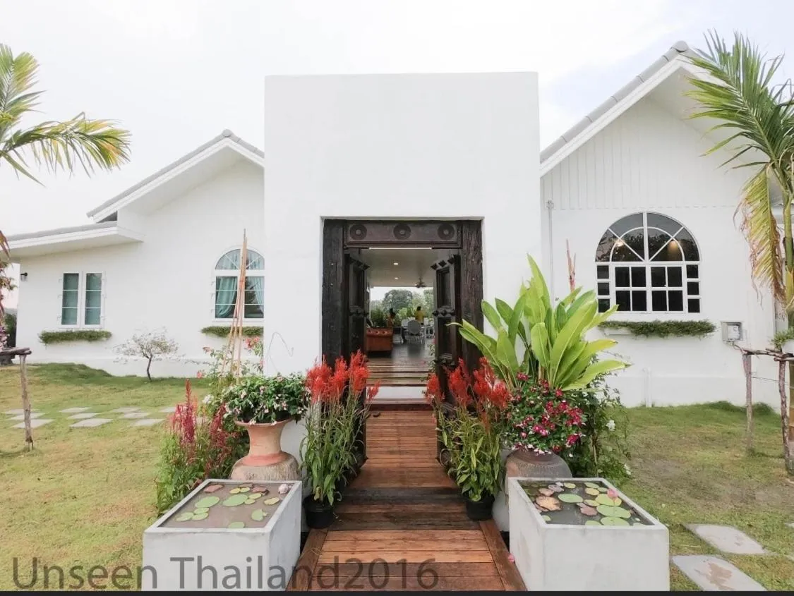 Mountain View Pool Villa