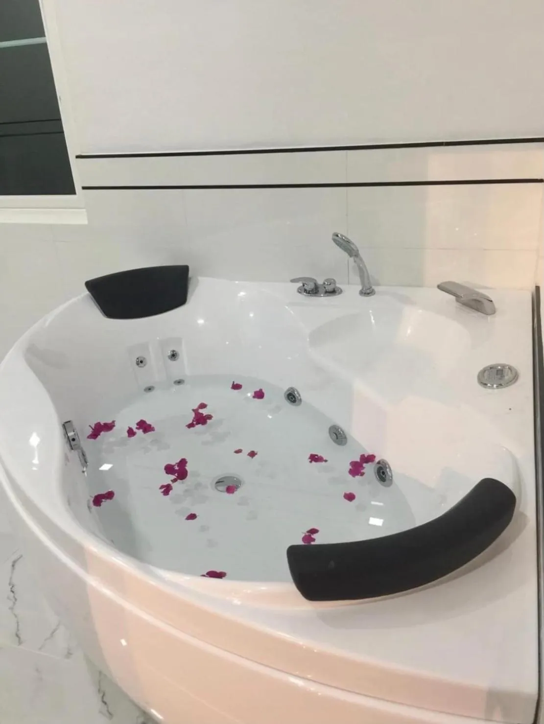 Mountain View Pool Villa