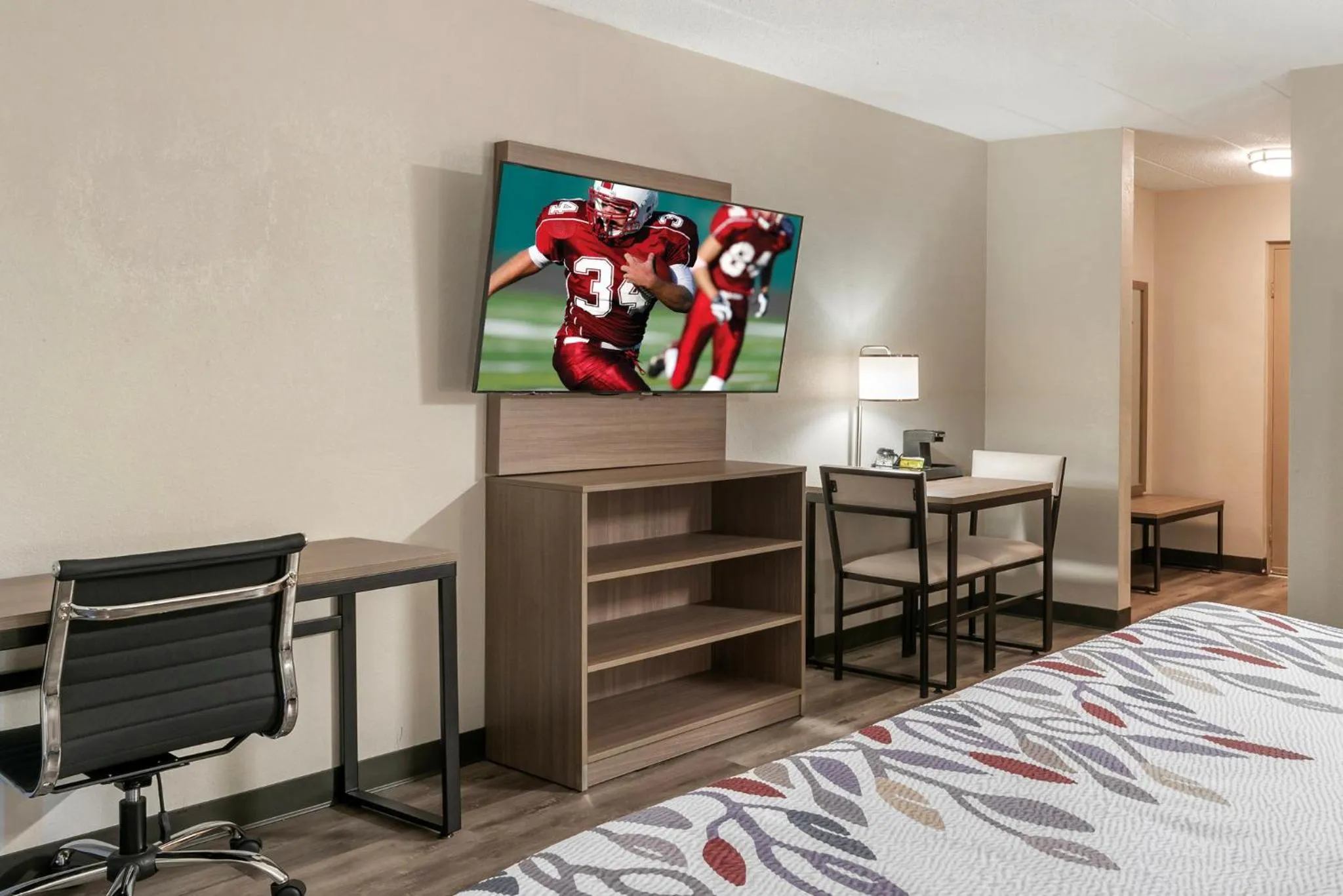 Kitchen or kitchenette, Bed in Red Roof Inn Doswell - Kings Dominion