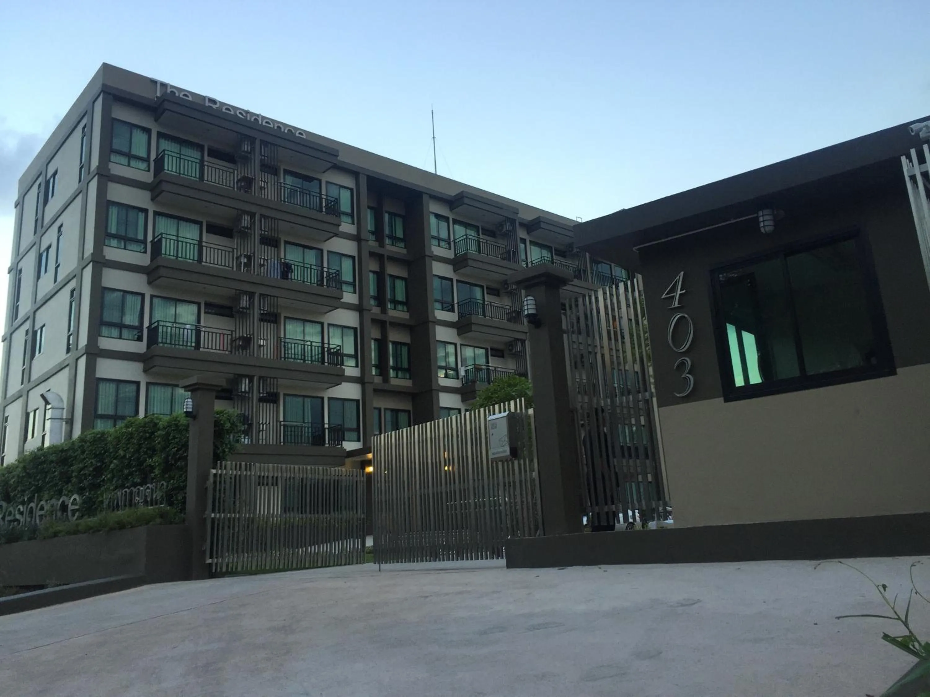 Property building in The Residence Thepkanjana