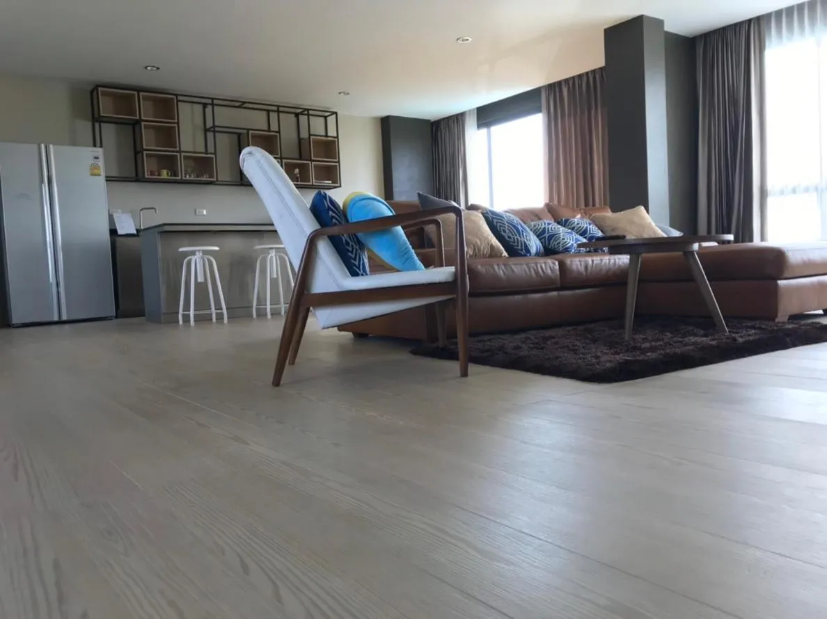 The Residence Thepkanjana