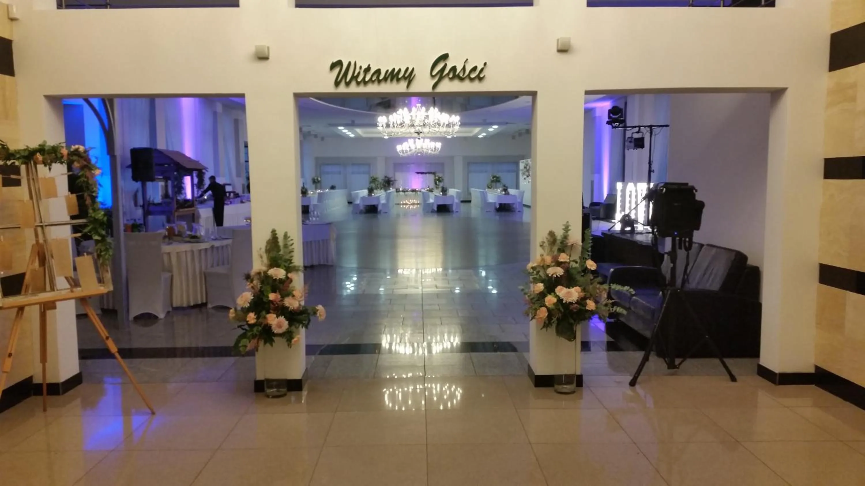 Banquet/Function facilities in Hotel DYMINY