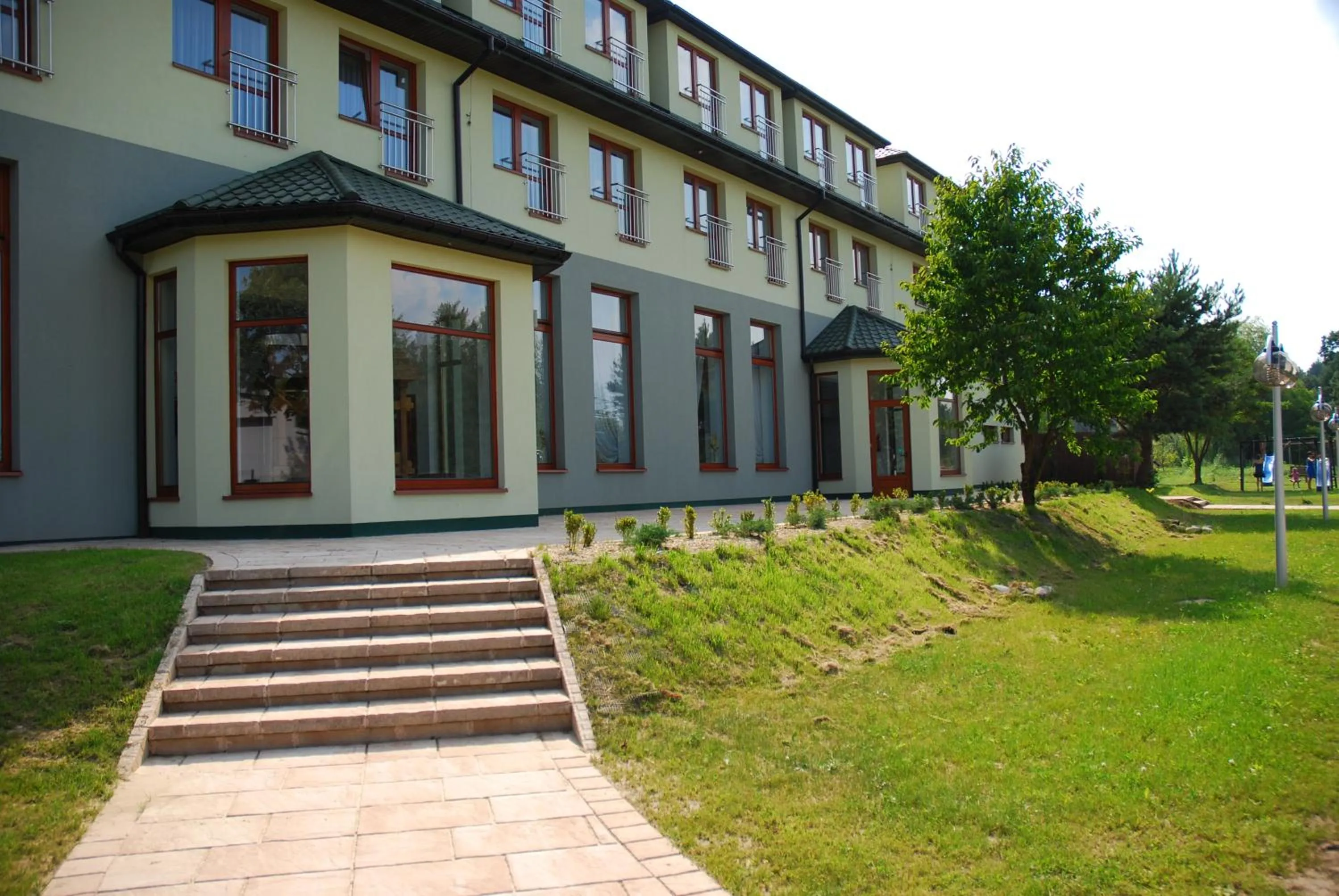 Garden view in Hotel DYMINY