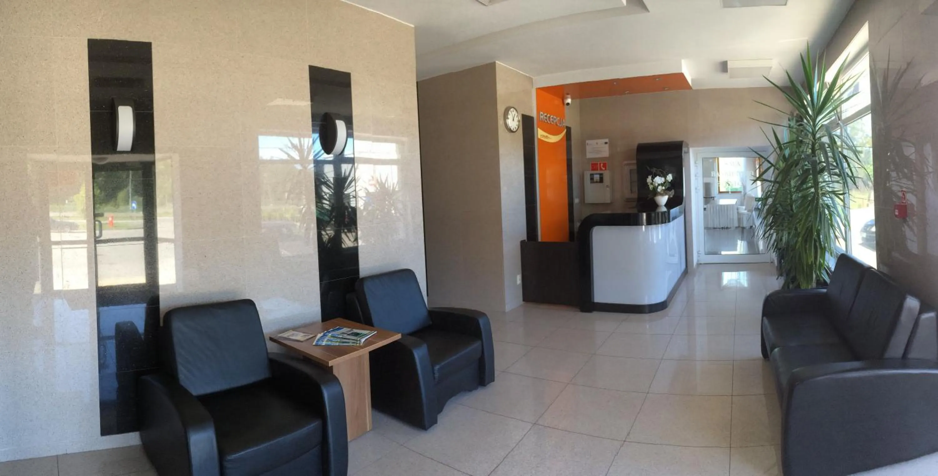 Lobby or reception in Hotel DYMINY