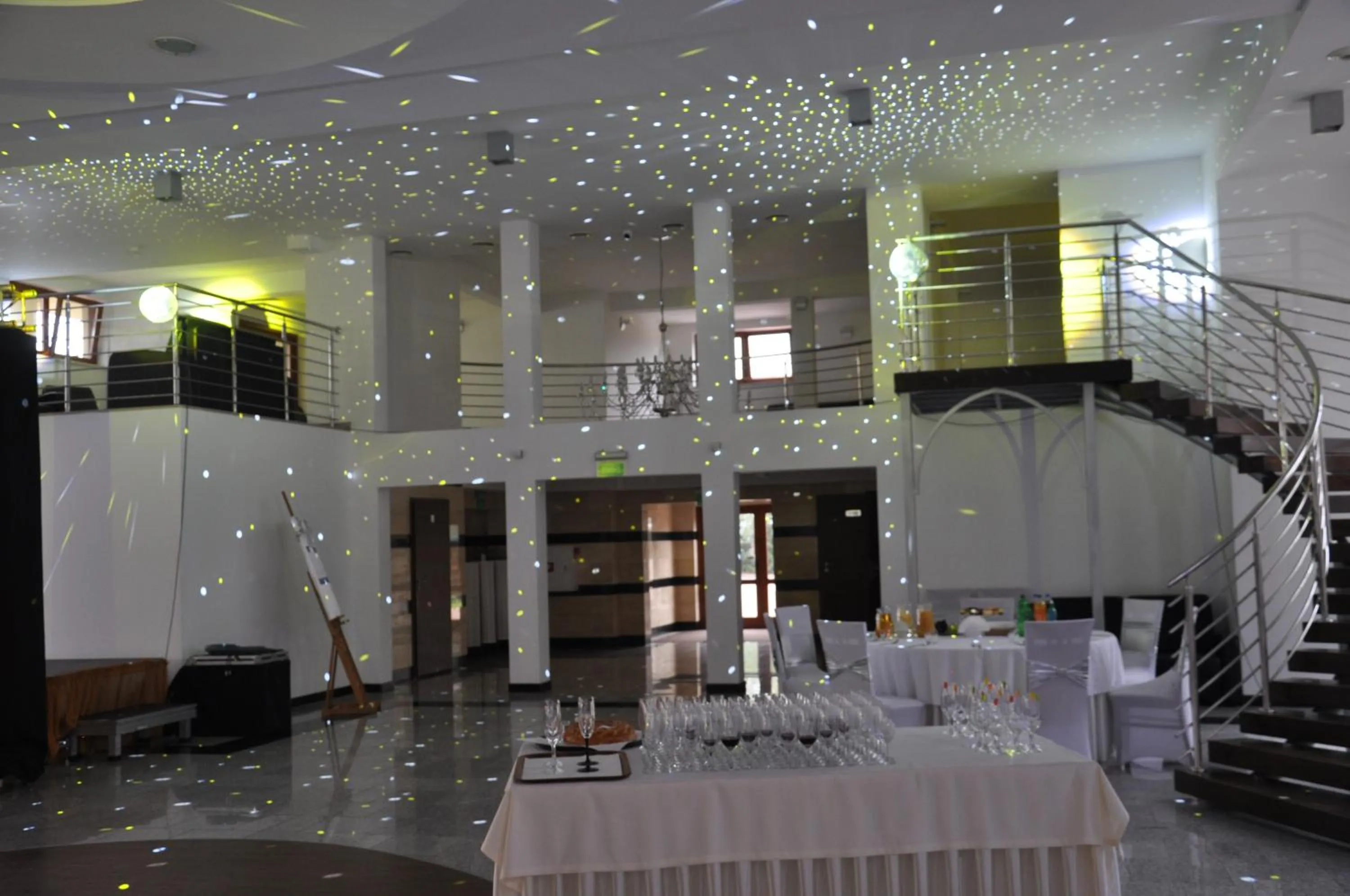Banquet/Function facilities in Hotel DYMINY