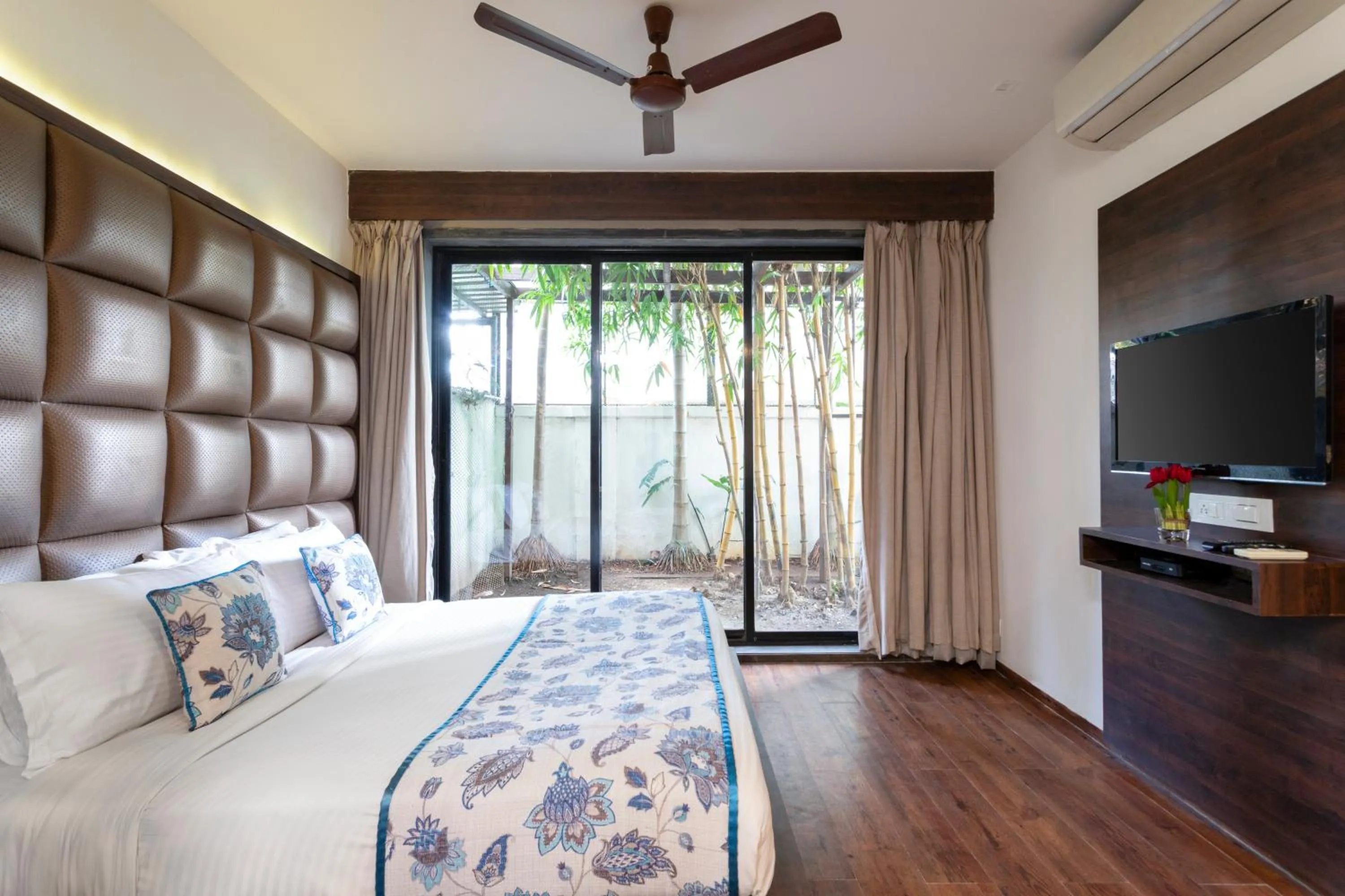 Bed in Riva Boutique Apartments