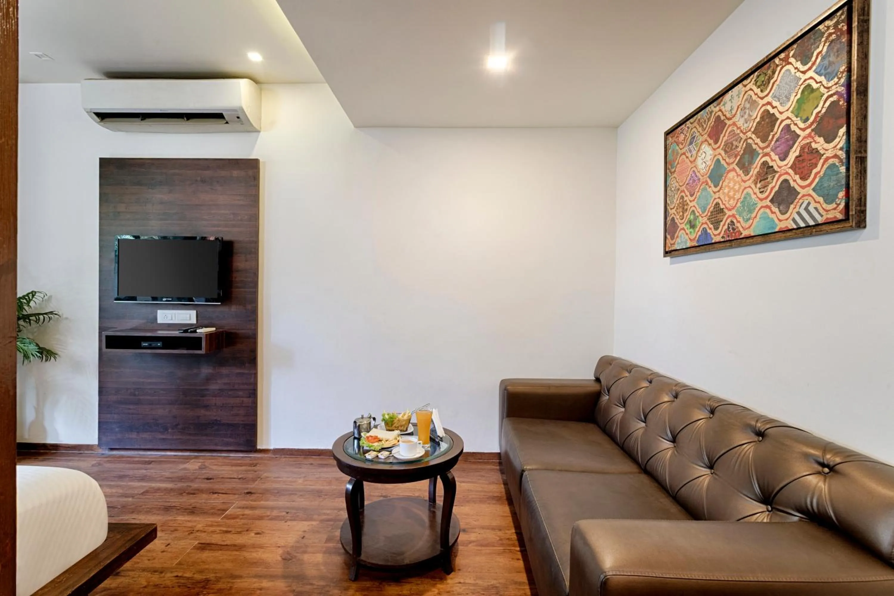 TV and multimedia in Riva Boutique Apartments