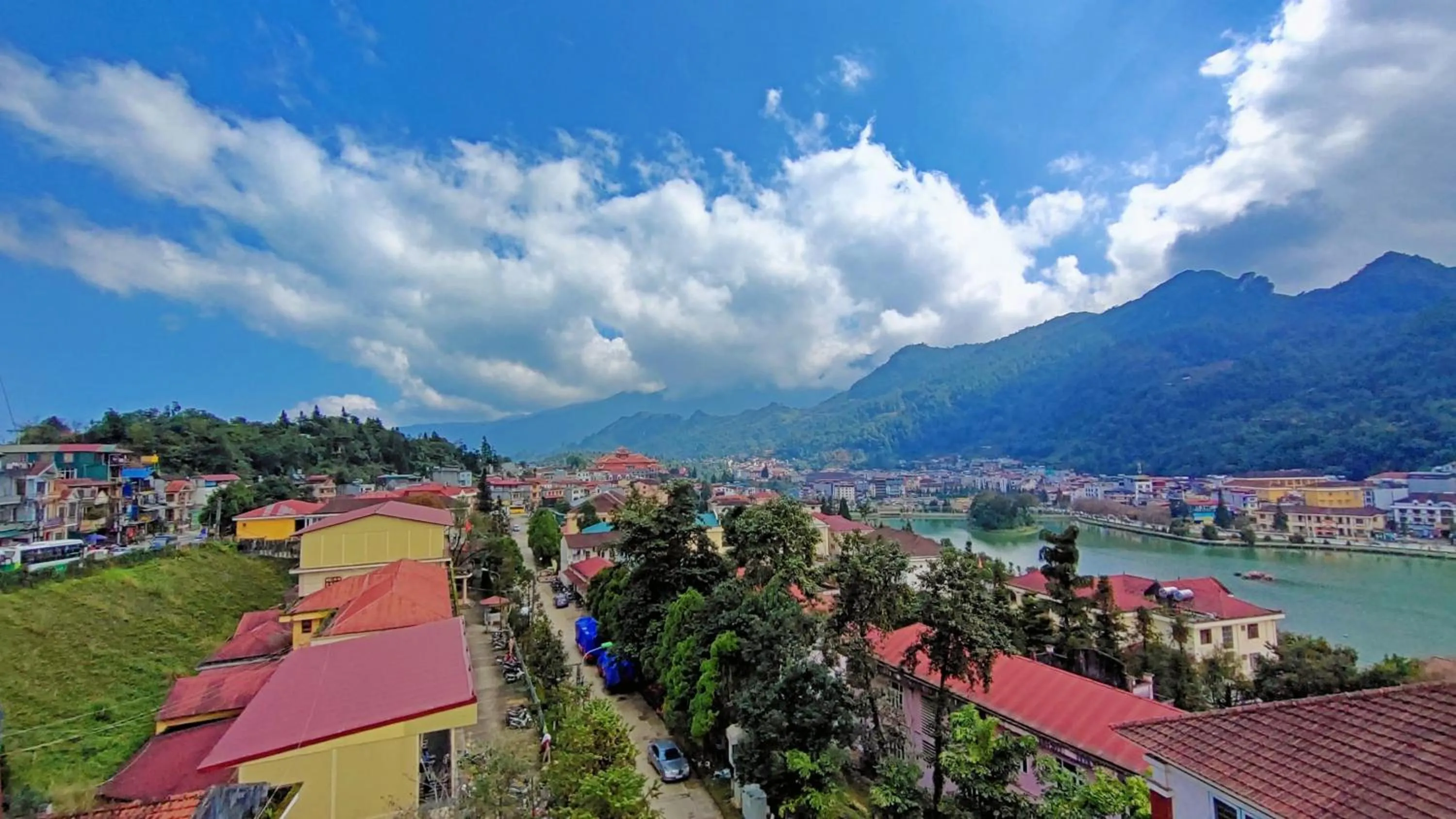 Lake view in Venus Sapa Hostel