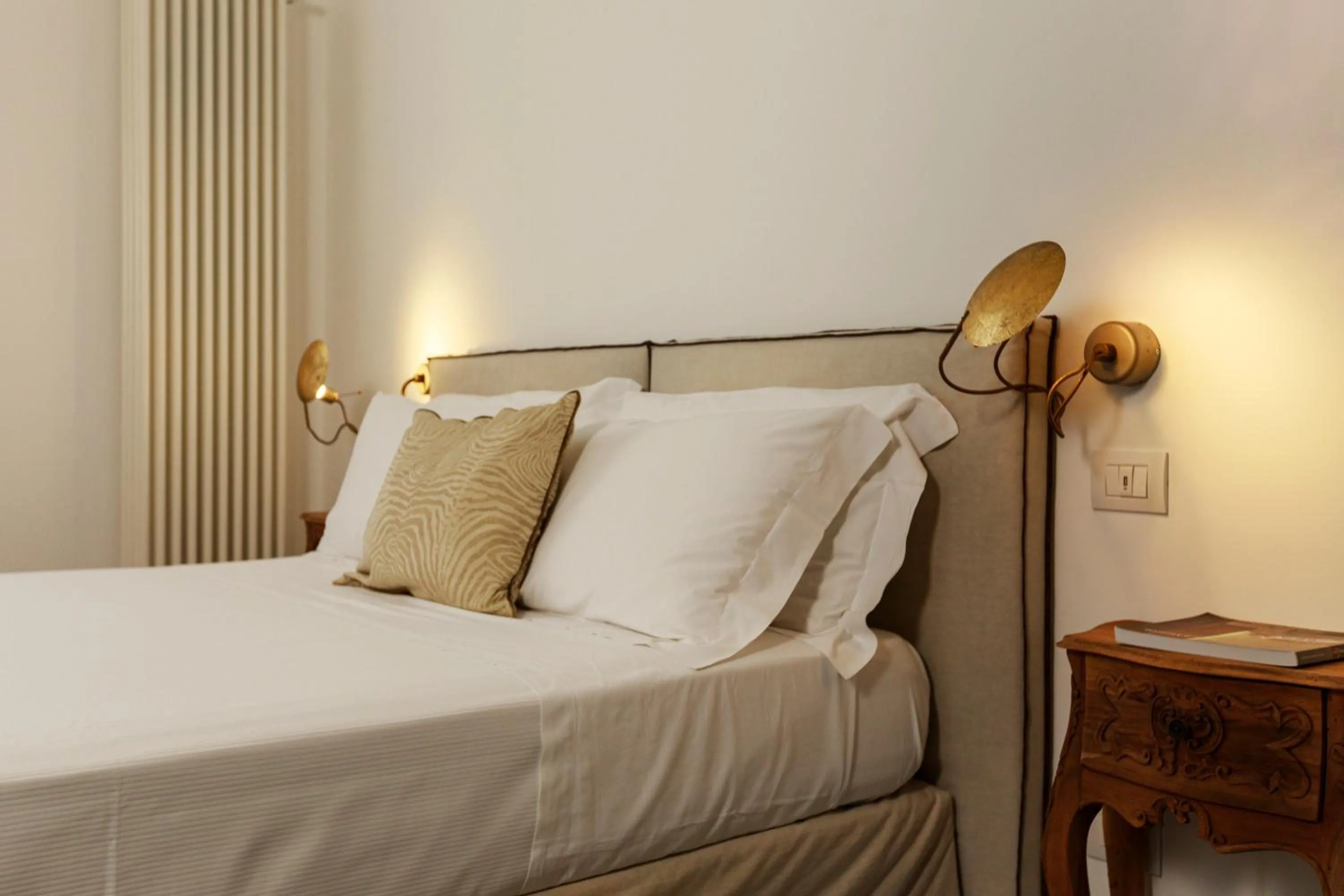 Bed in Embrace Sicily Guest House