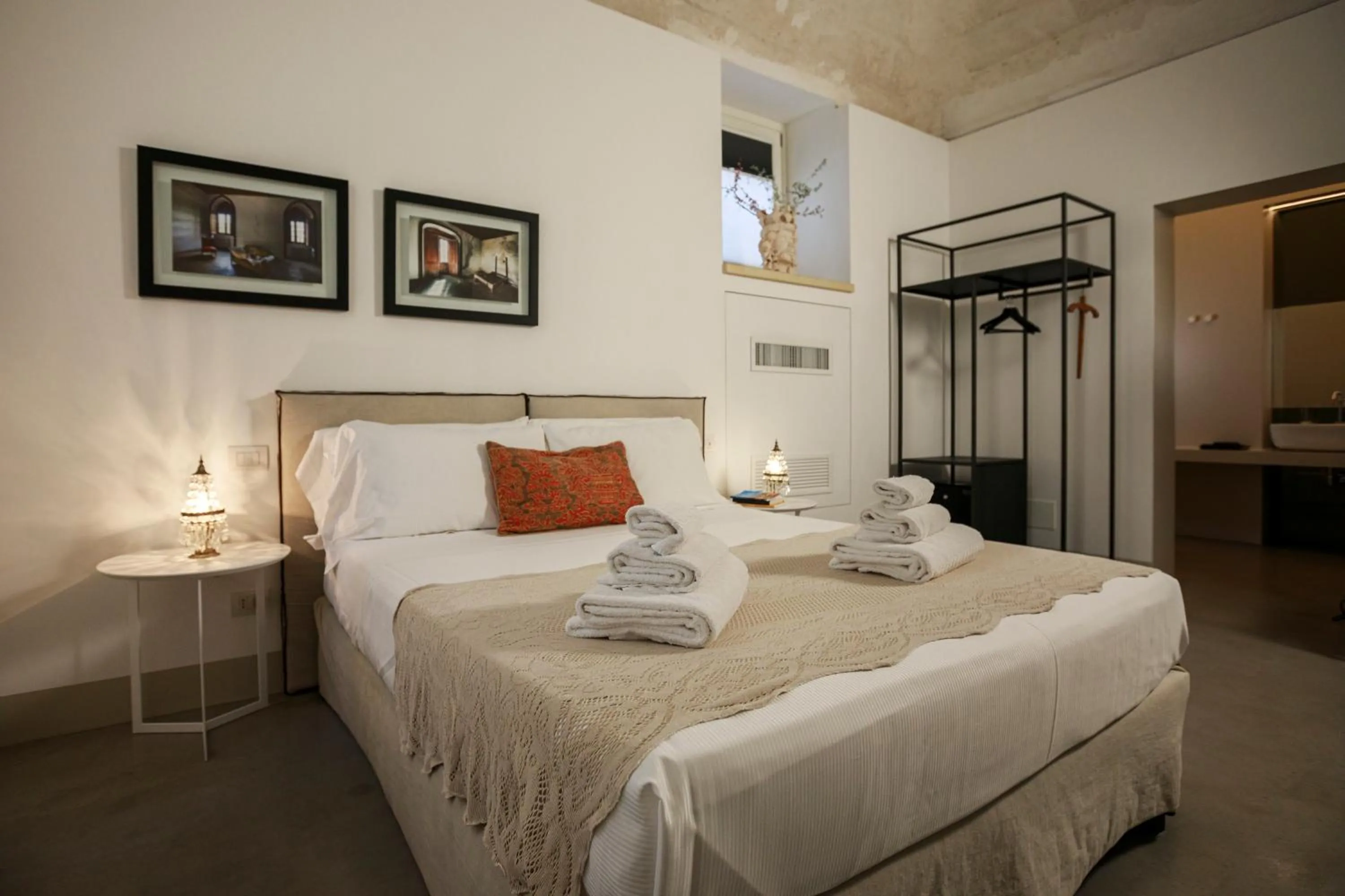 Bed in Embrace Sicily Guest House