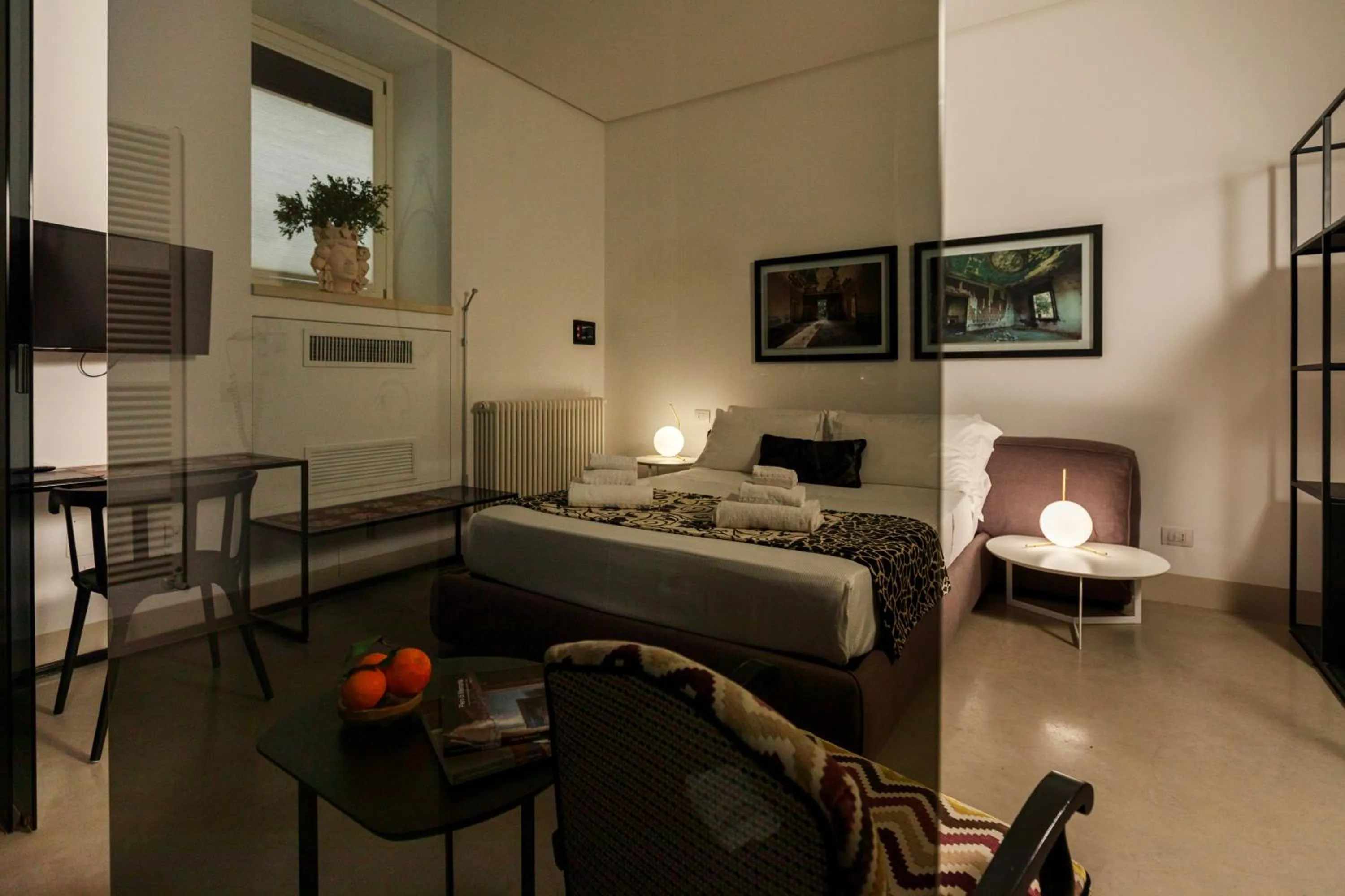 Photo of the whole room, Bed in Embrace Sicily Guest House