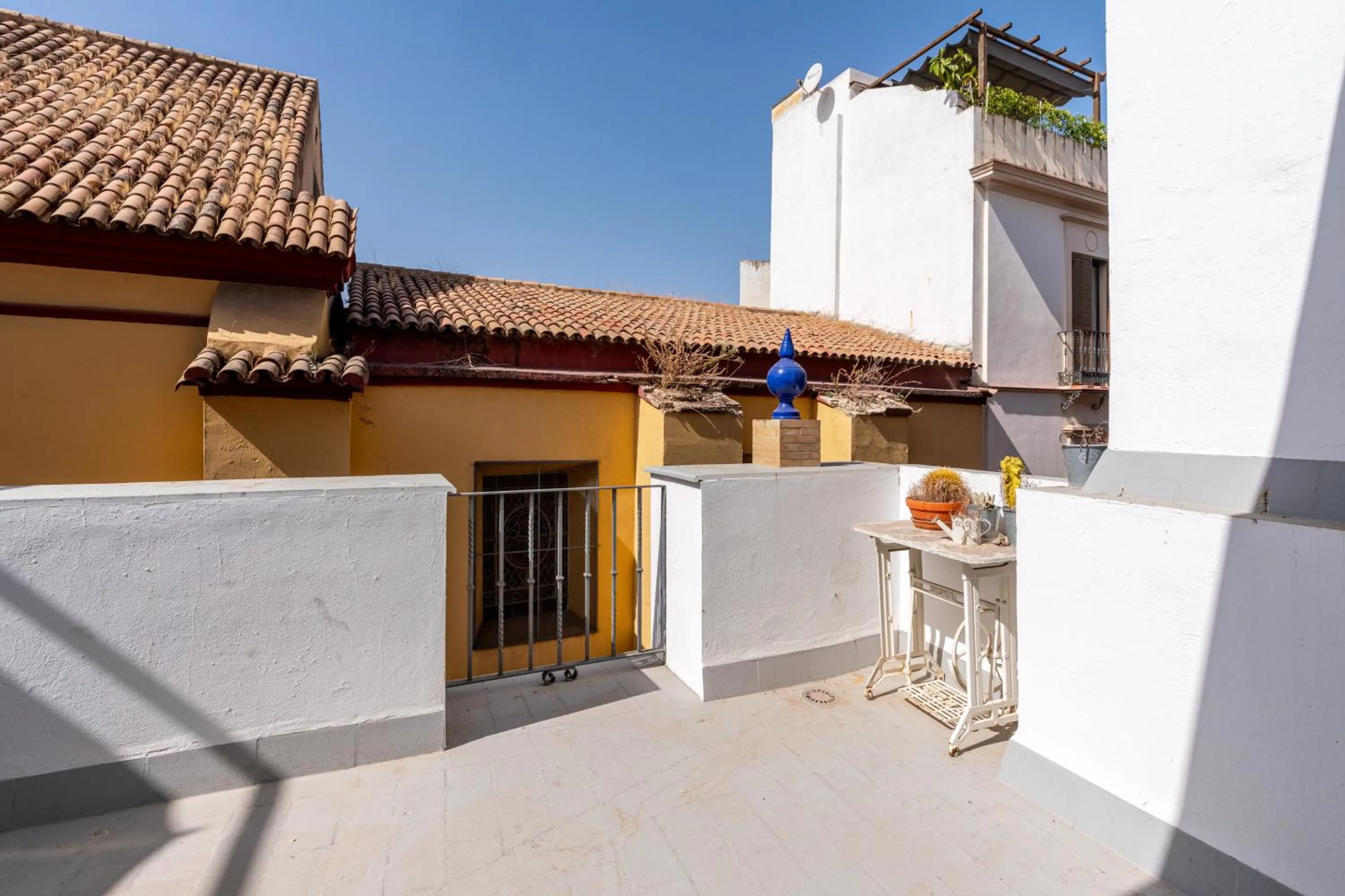 HOUSE SEVILLANA 6 habitaciones