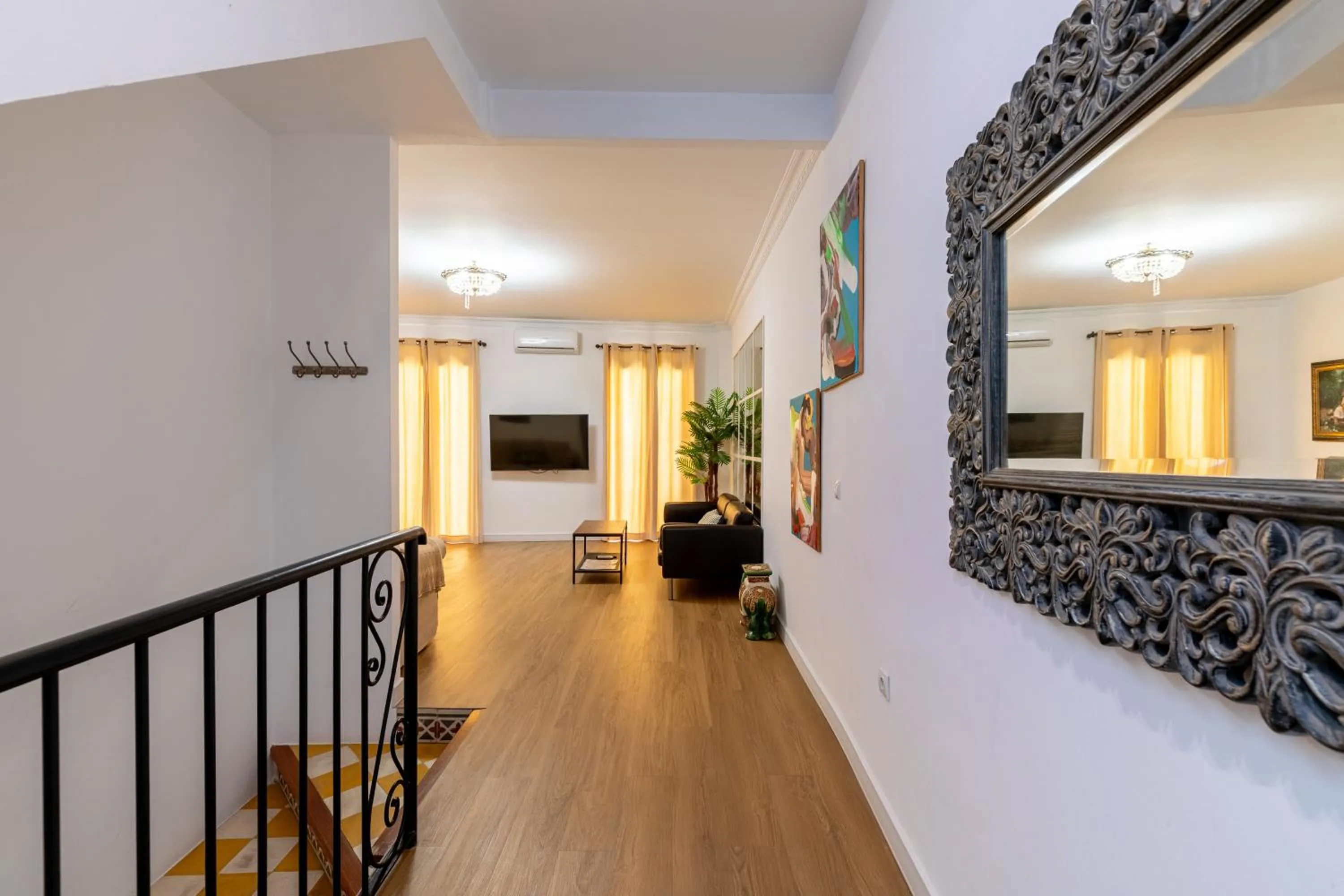 HOUSE SEVILLANA 6 habitaciones