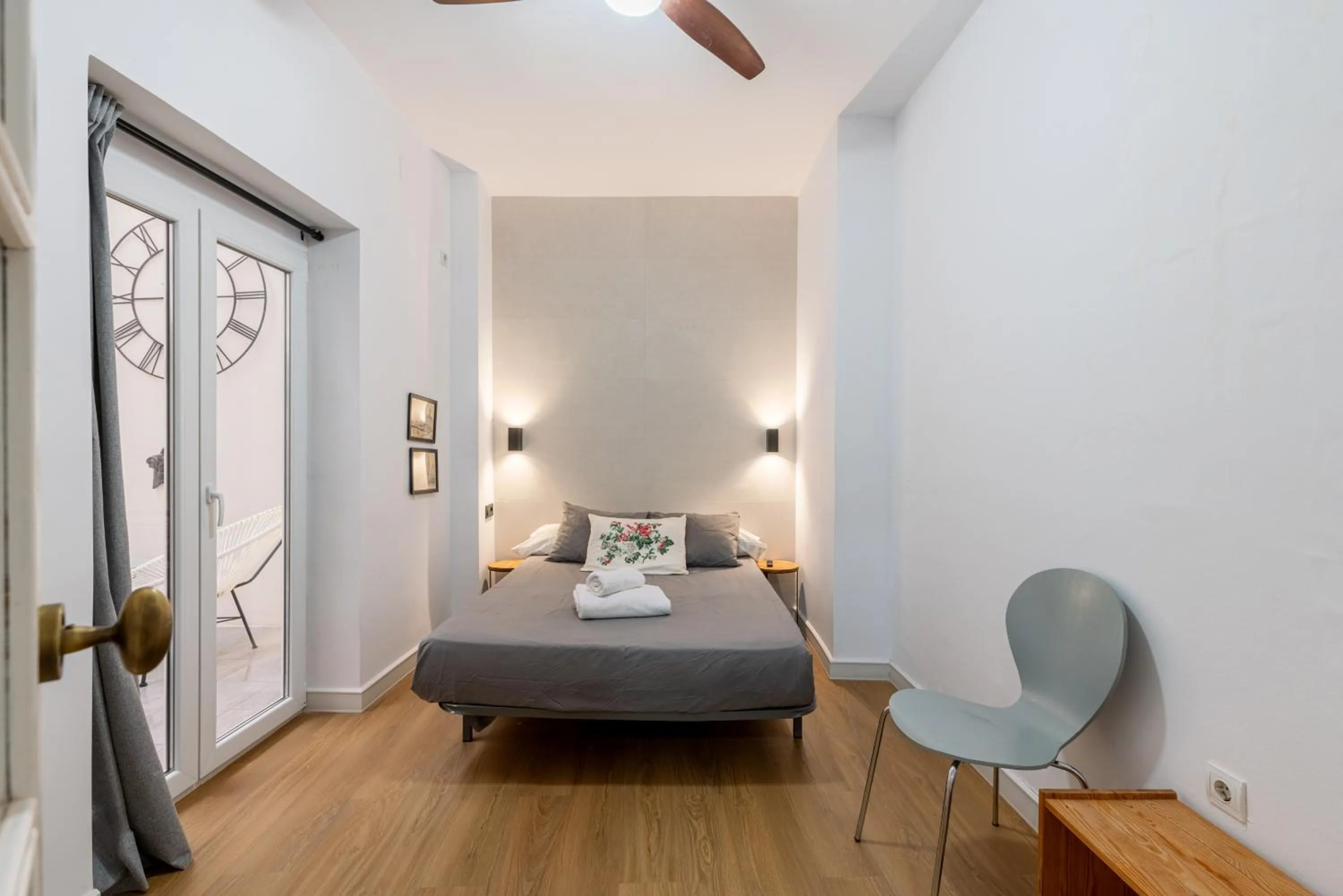 Bedroom, Bed in HOUSE SEVILLANA 6 habitaciones