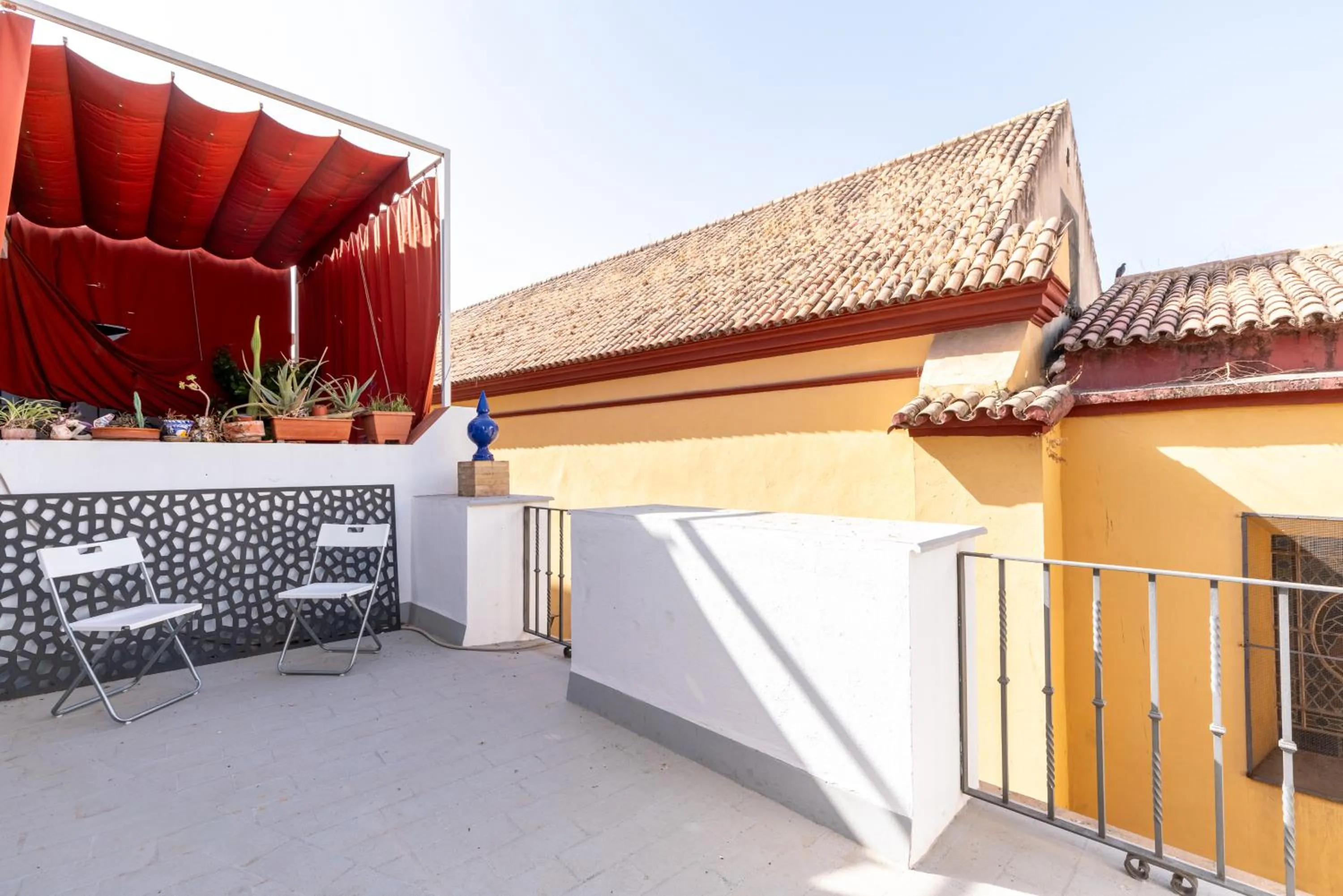 HOUSE SEVILLANA 6 habitaciones