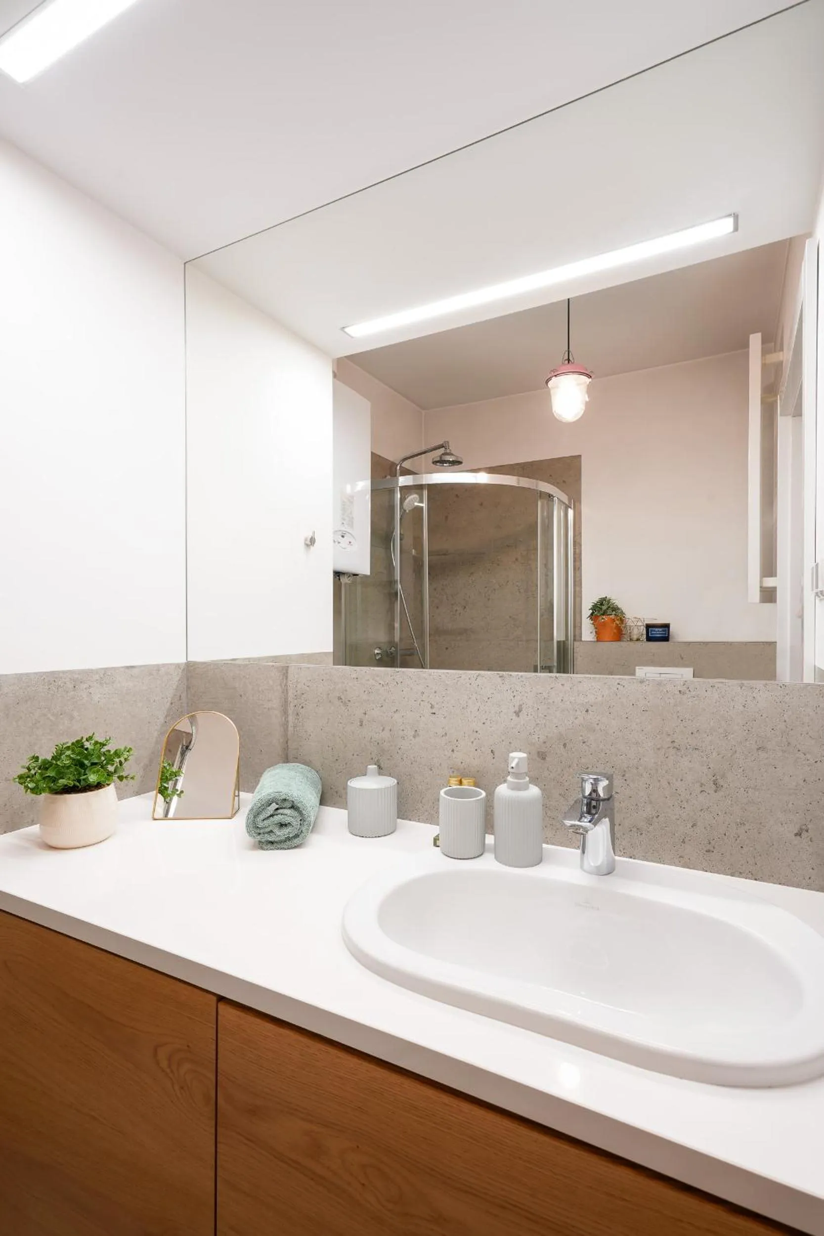 Bathroom in Avium Old Town Apartments