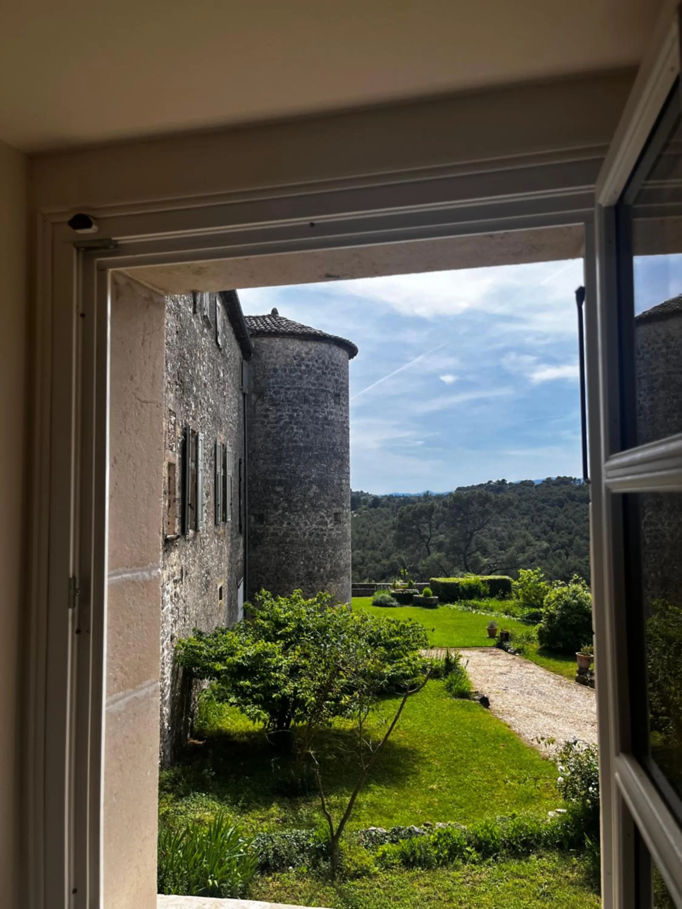Garden view in Château de Rousson