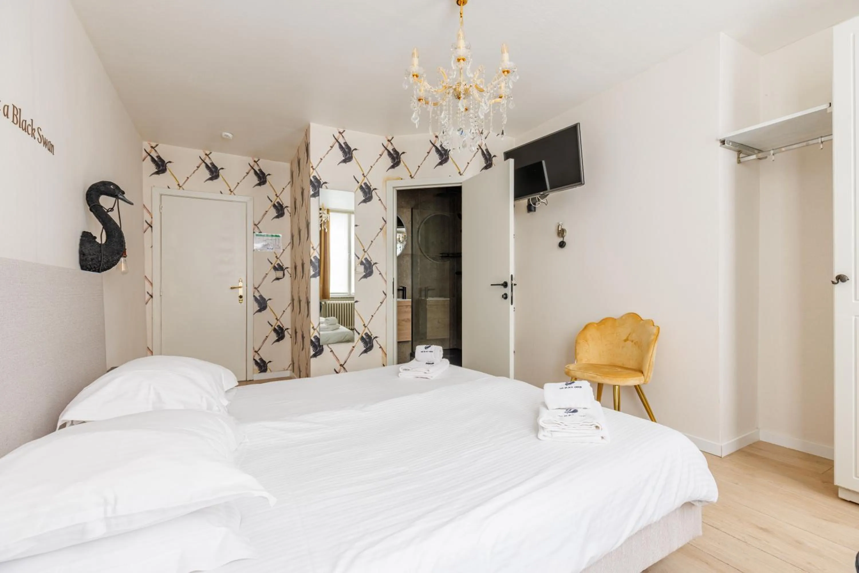 Bed in The Black Swan Hotel