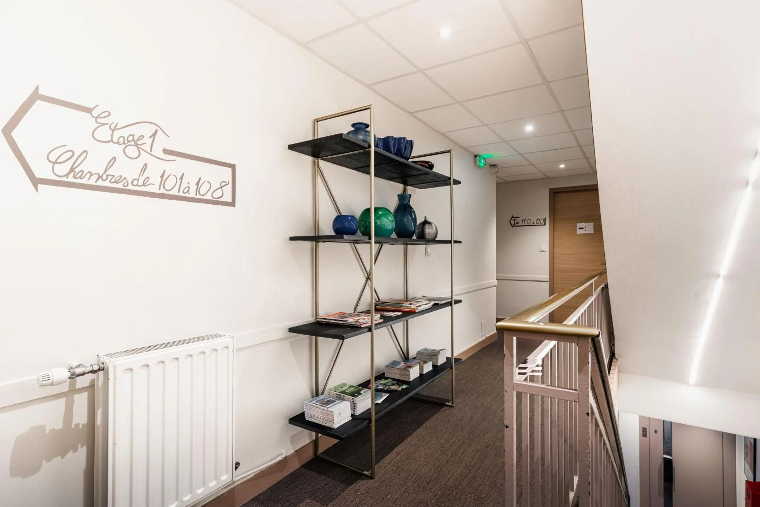 Text overlay in Hôtel du Château Dinan - Originals Boutique