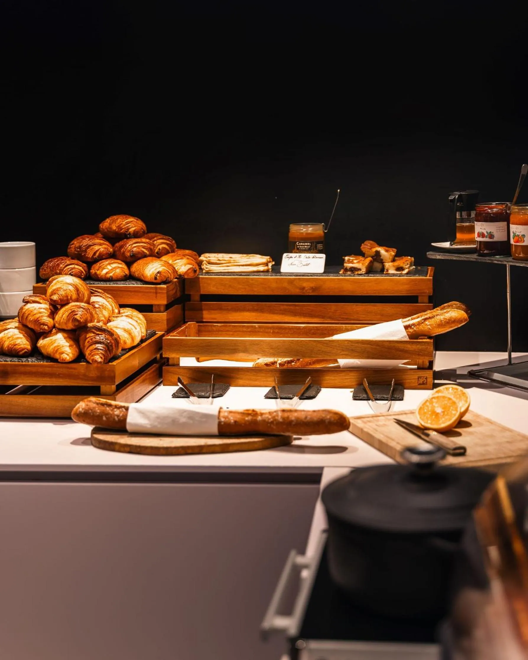 Buffet breakfast in Hôtel du Château Dinan - Originals Boutique