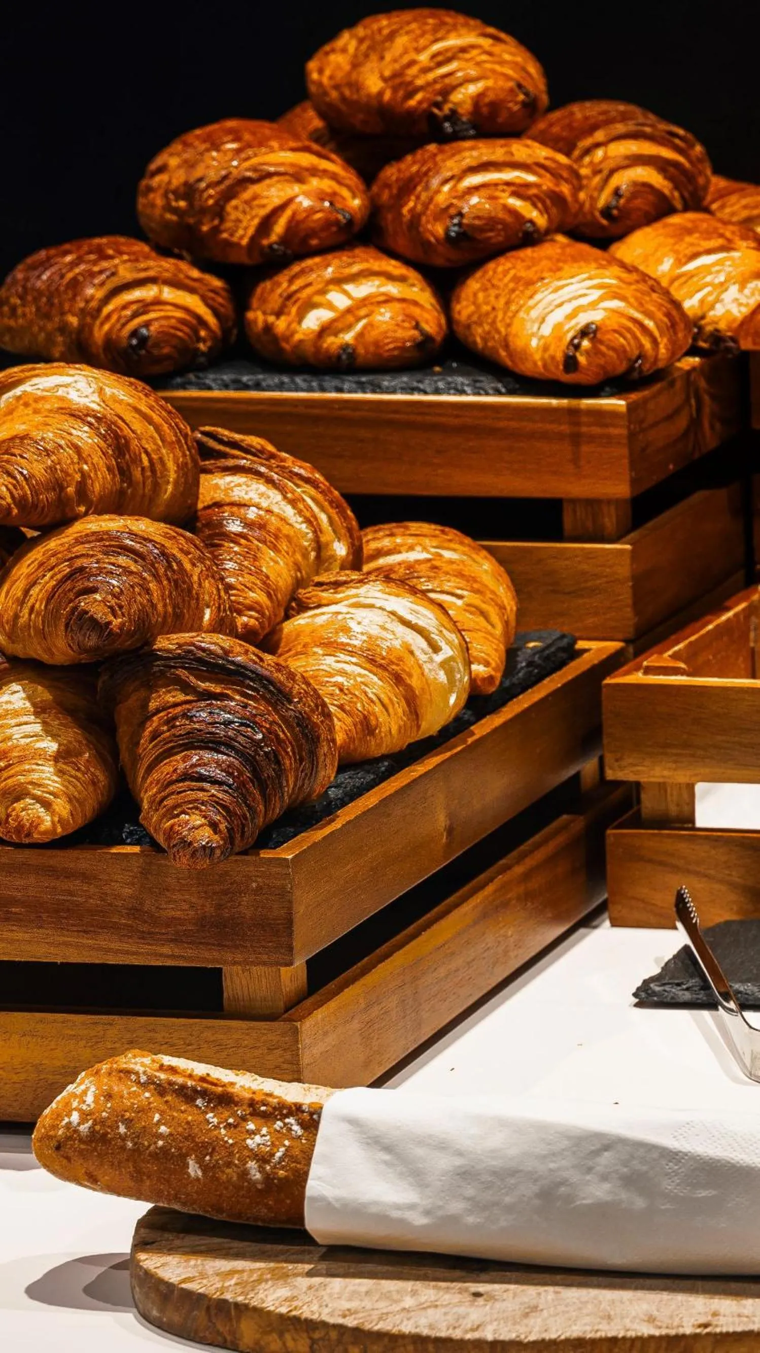 Food in Hôtel du Château Dinan - Originals Boutique