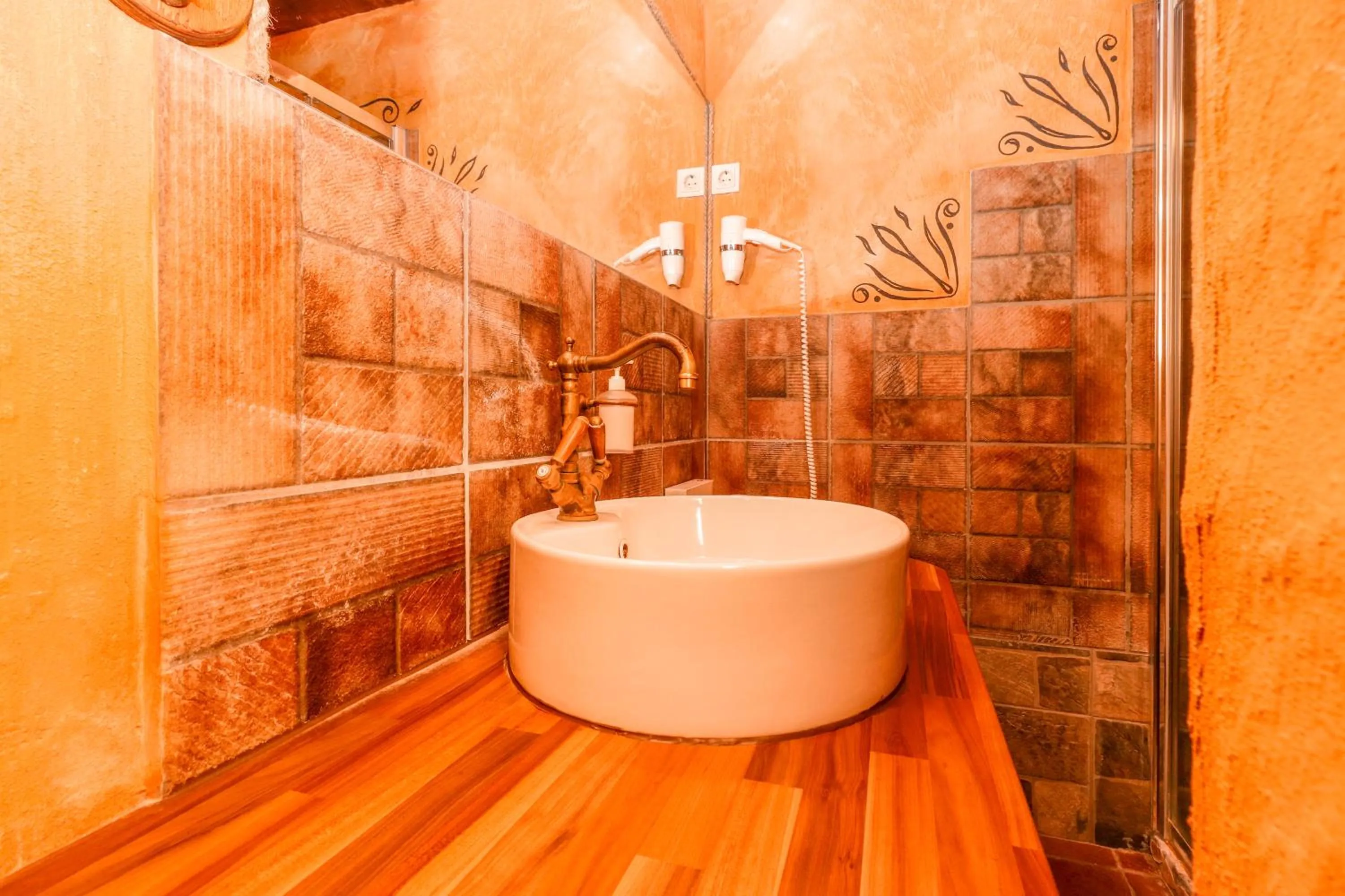 Bathroom in Puchner Kastélyszálló