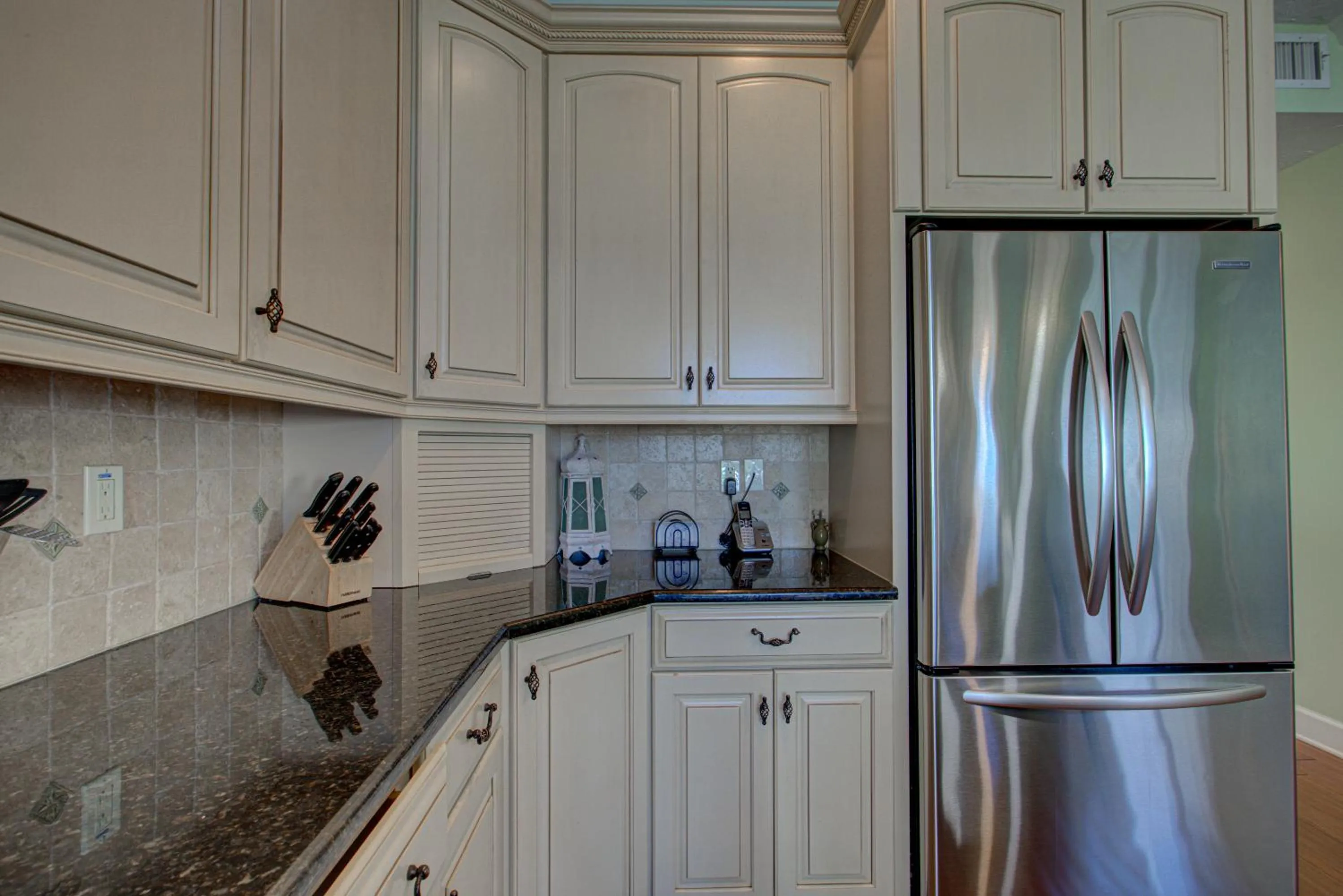 Property building in Anna Maria Island Beach Palace