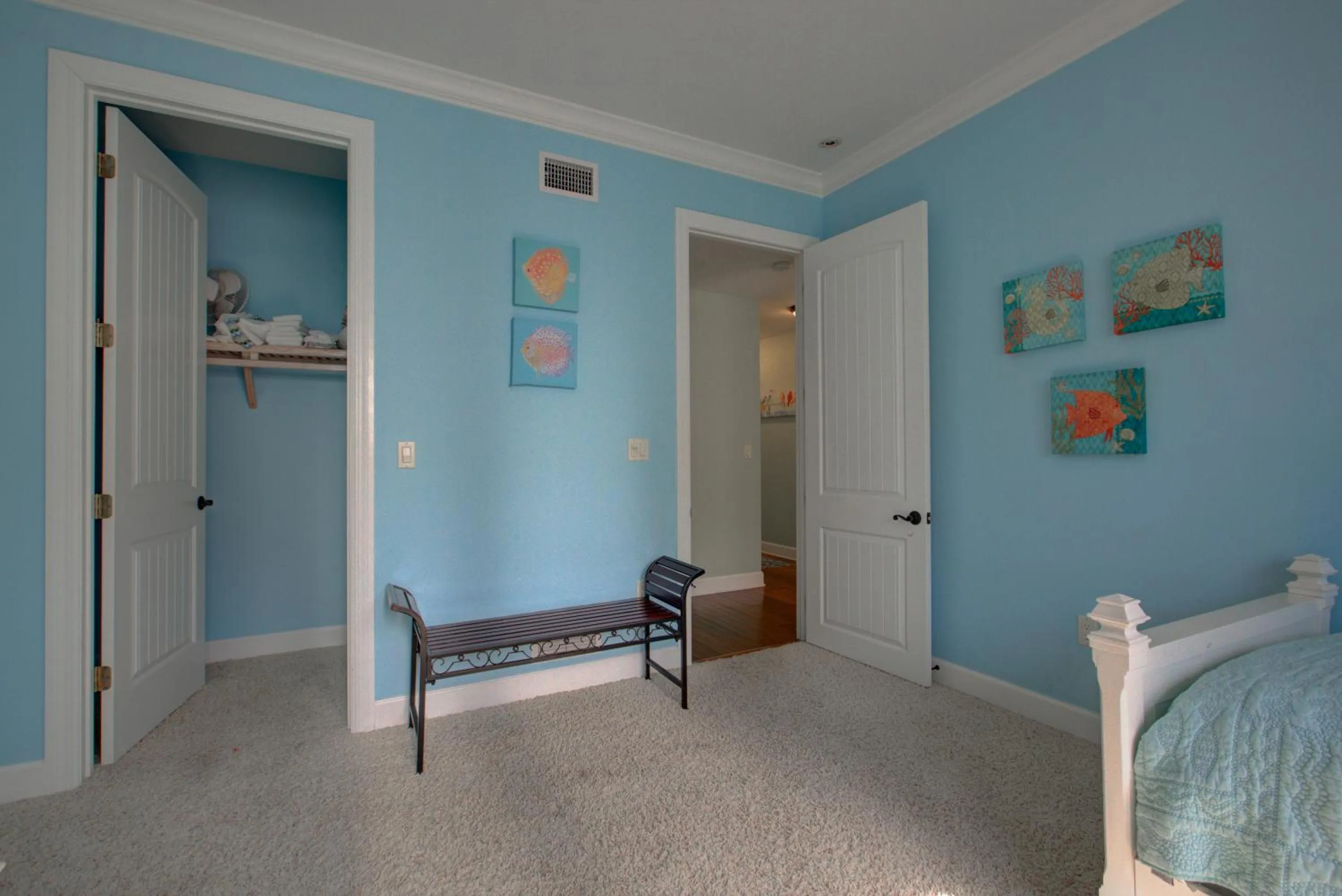 Property building, Bed in Anna Maria Island Beach Palace