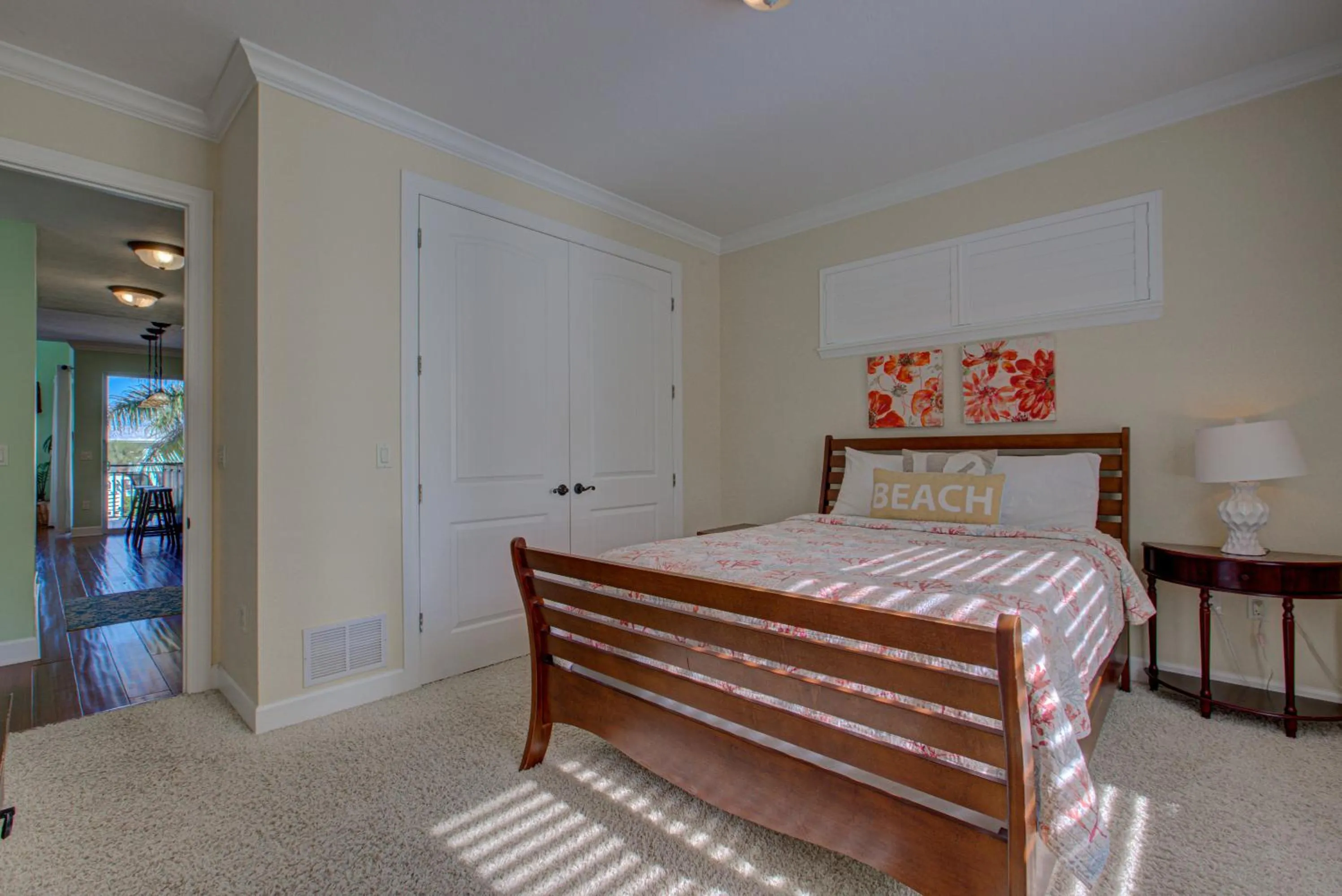 Property building, Bed in Anna Maria Island Beach Palace