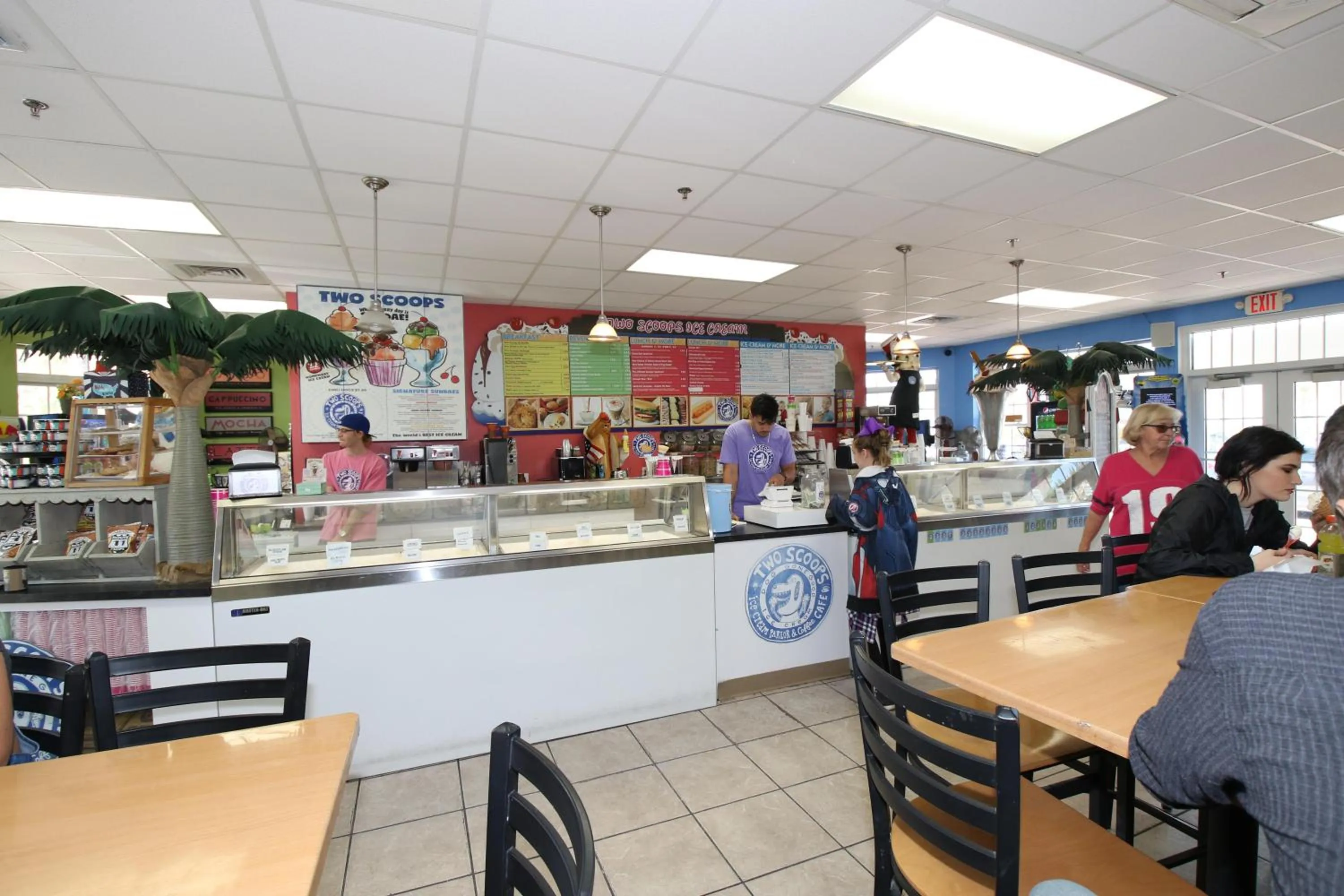 Property building in Anna Maria Island Beach Palace