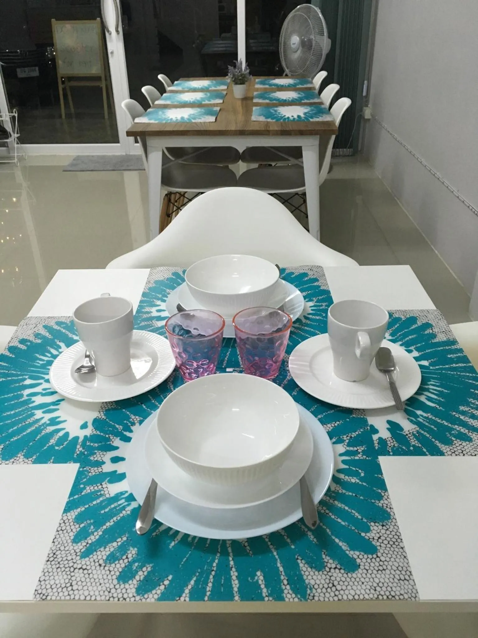 Communal lounge/ TV room in DKaYa Hostel