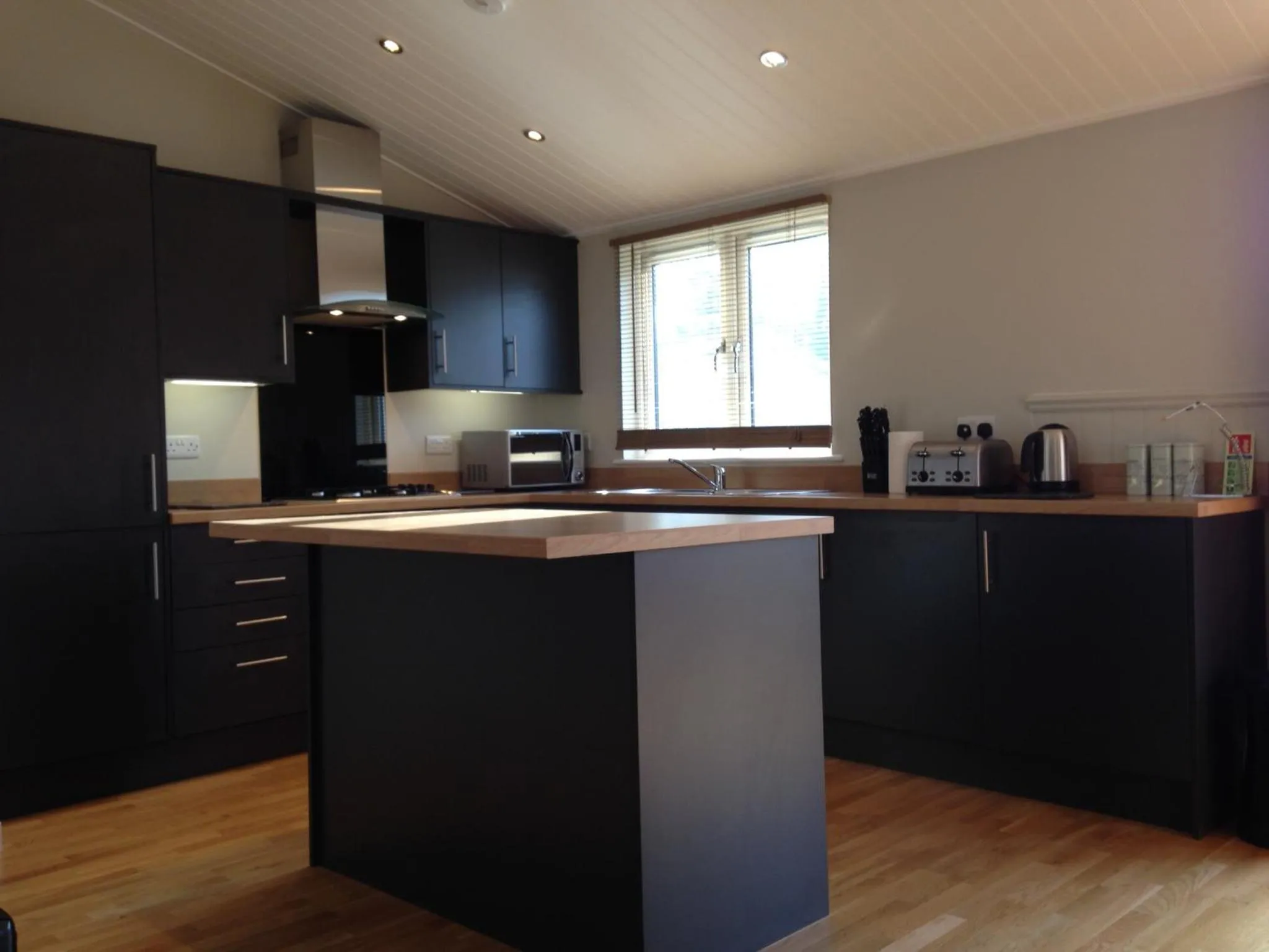 Kitchen or kitchenette in Golden Cross Holiday Park