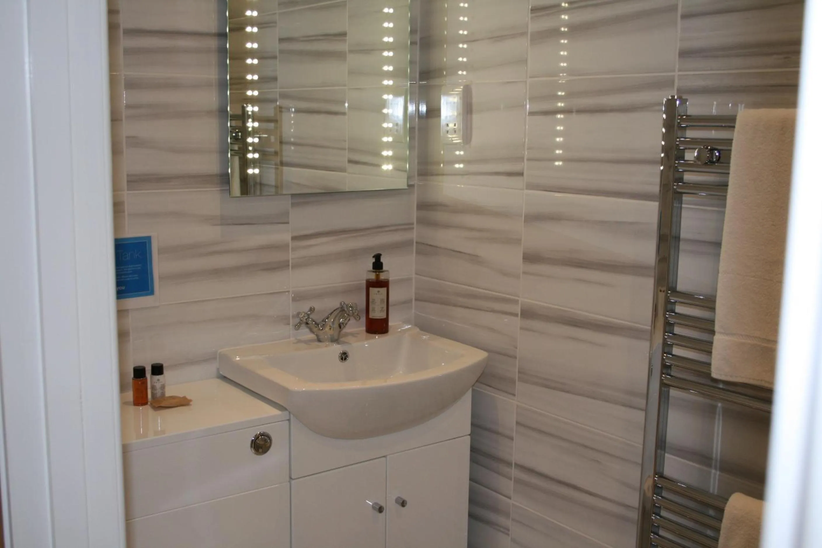 Bathroom in Golden Cross Holiday Park