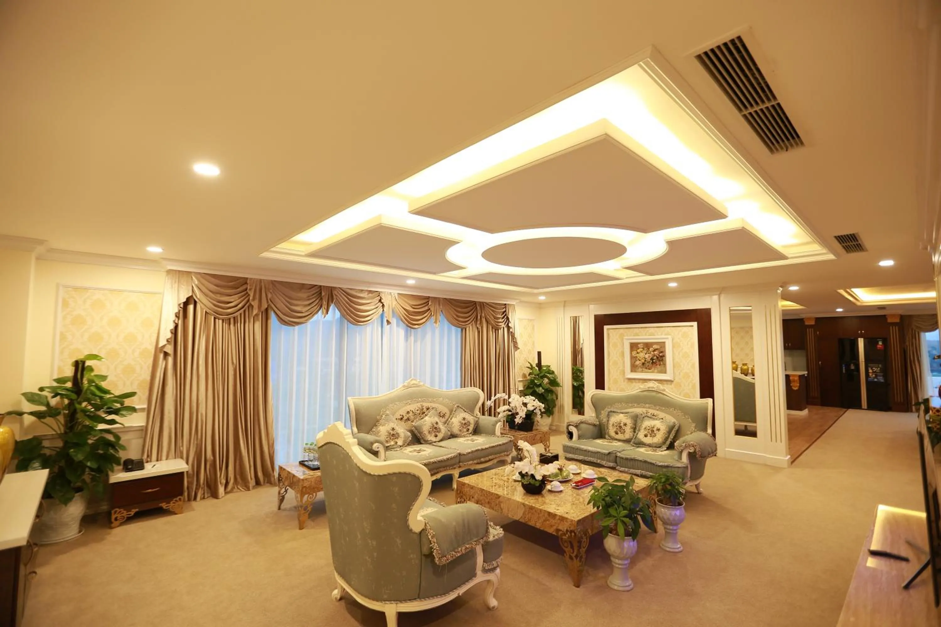 Seating area in Muong Thanh Holiday Con Cuong