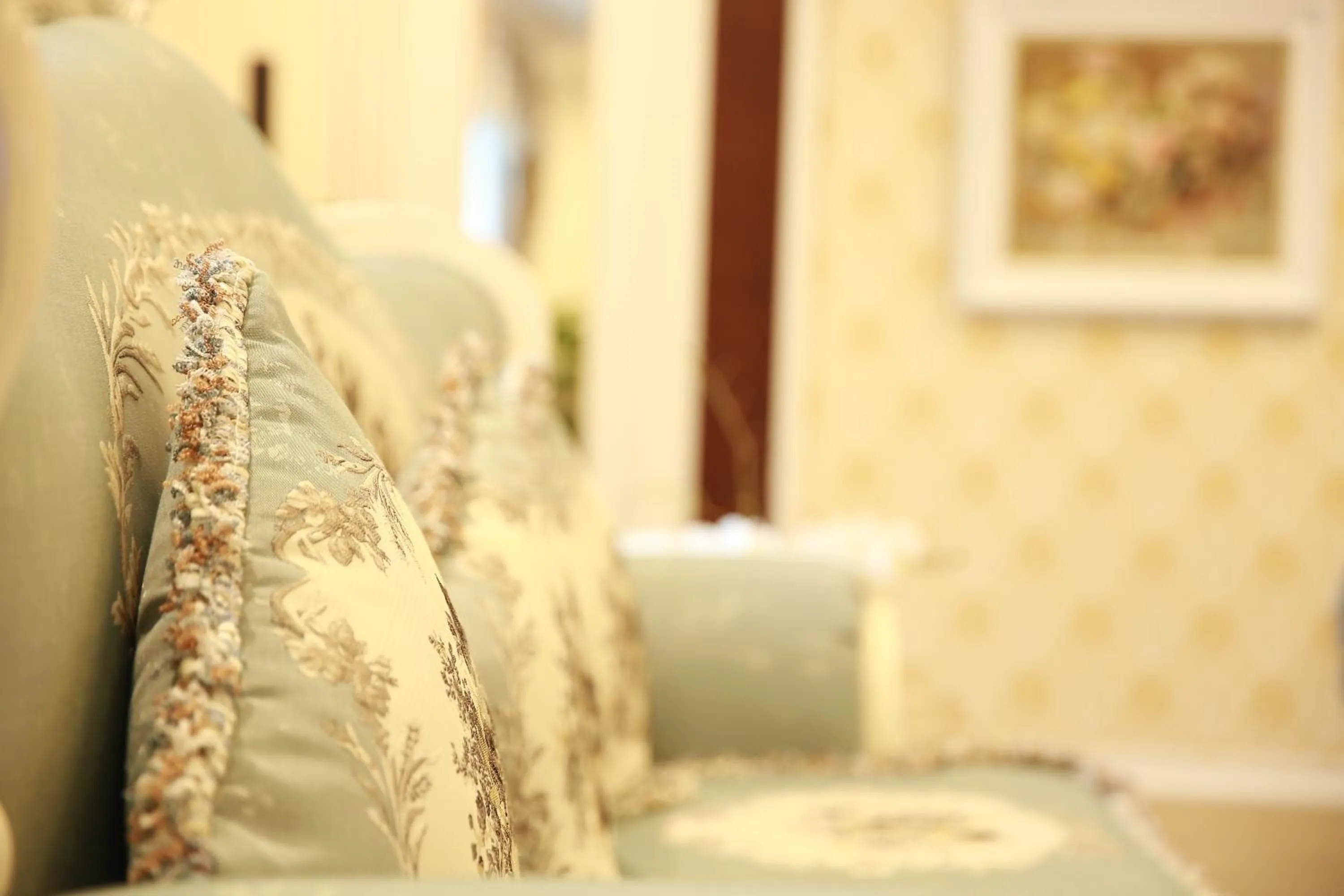 Living room in Muong Thanh Holiday Con Cuong